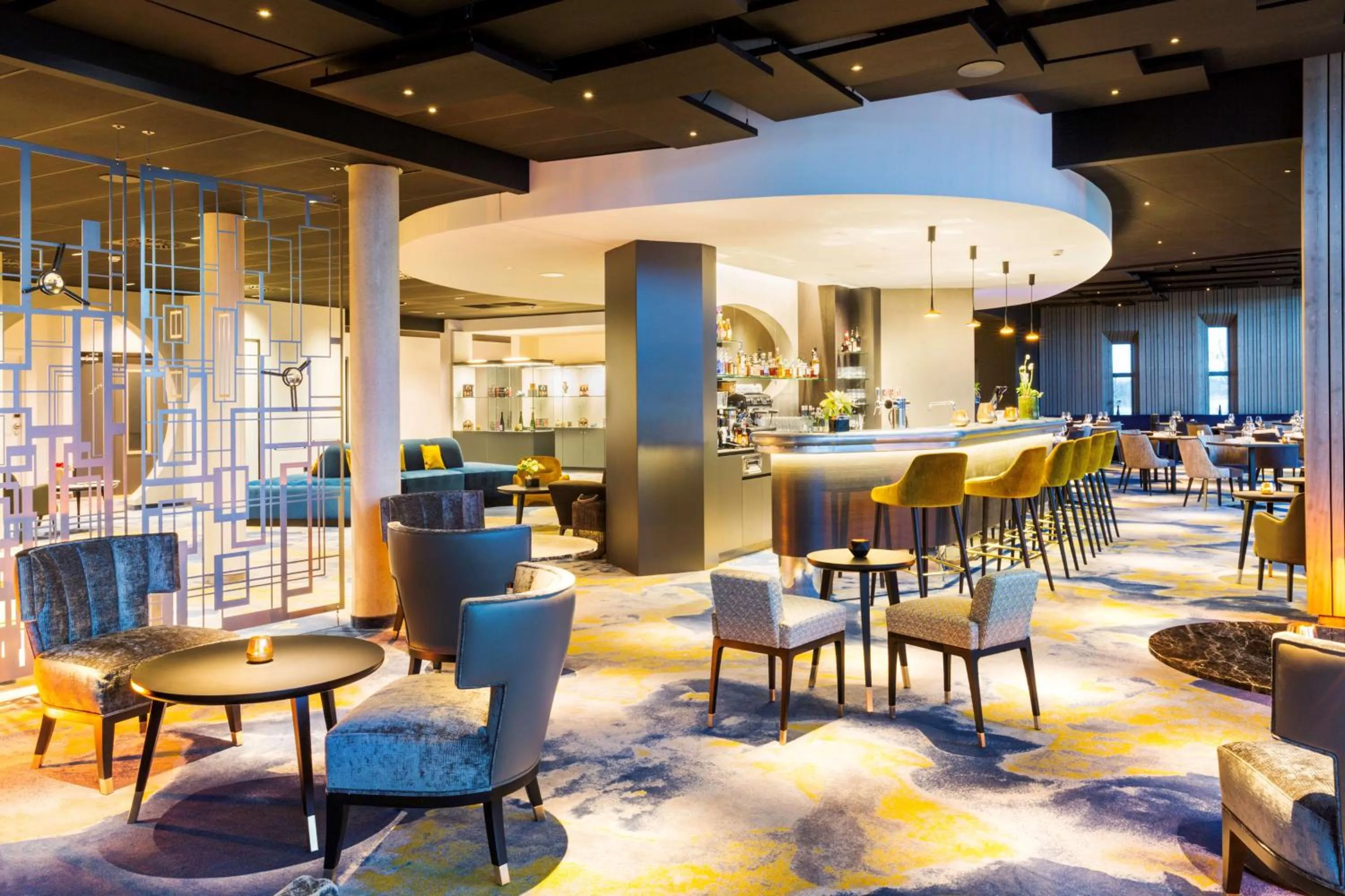 Lounge or bar in Best Western Plus Hotel & Restaurant Les Humanistes Colmar Nord