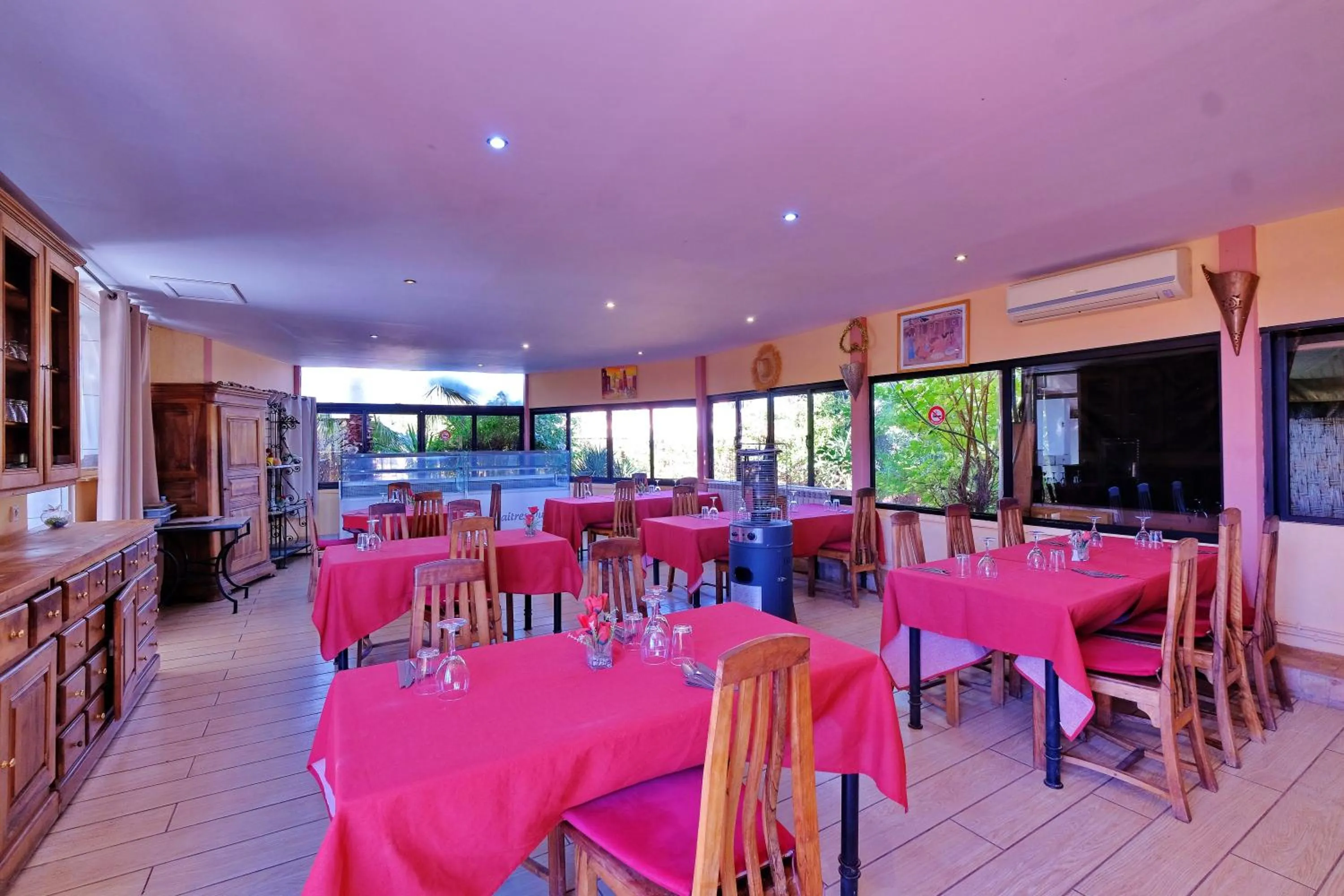 Restaurant/places to eat in Hacienda Marrakech