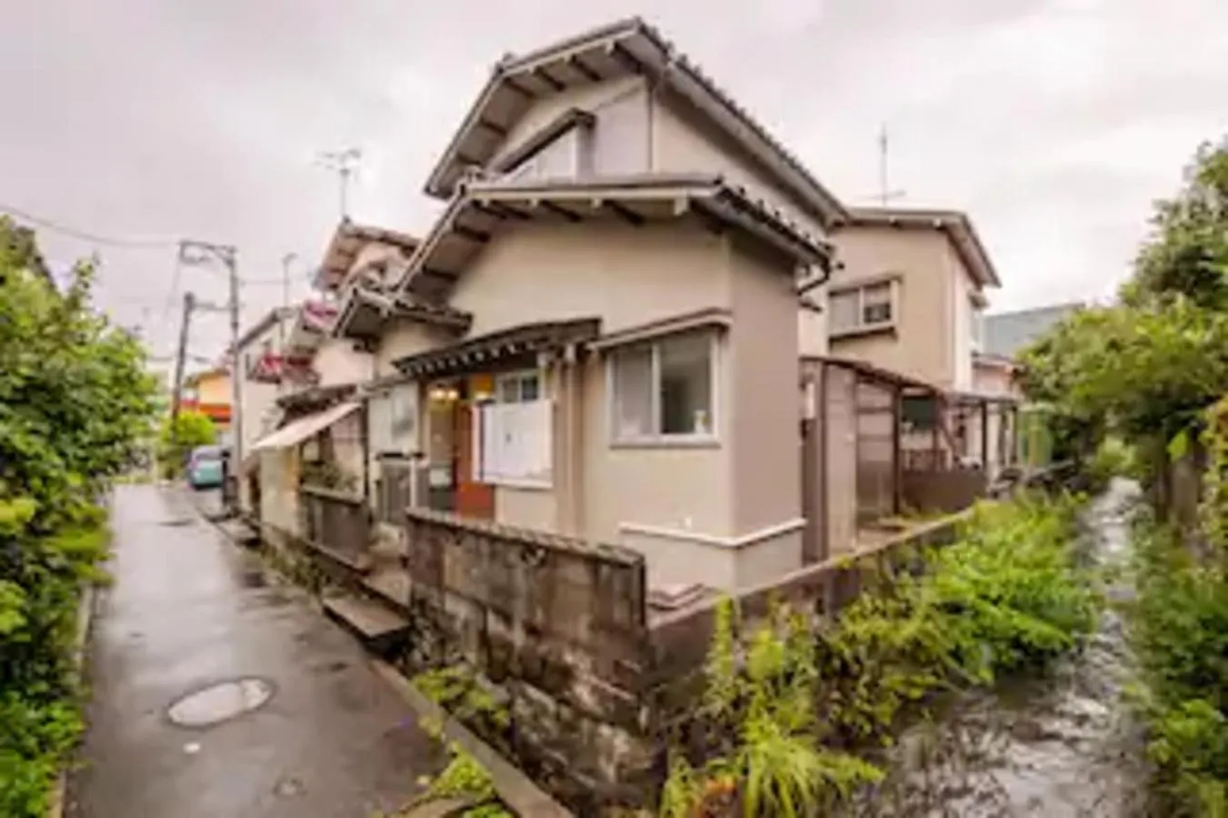 Property building in Kanazawa-Hachitabi Sennichi