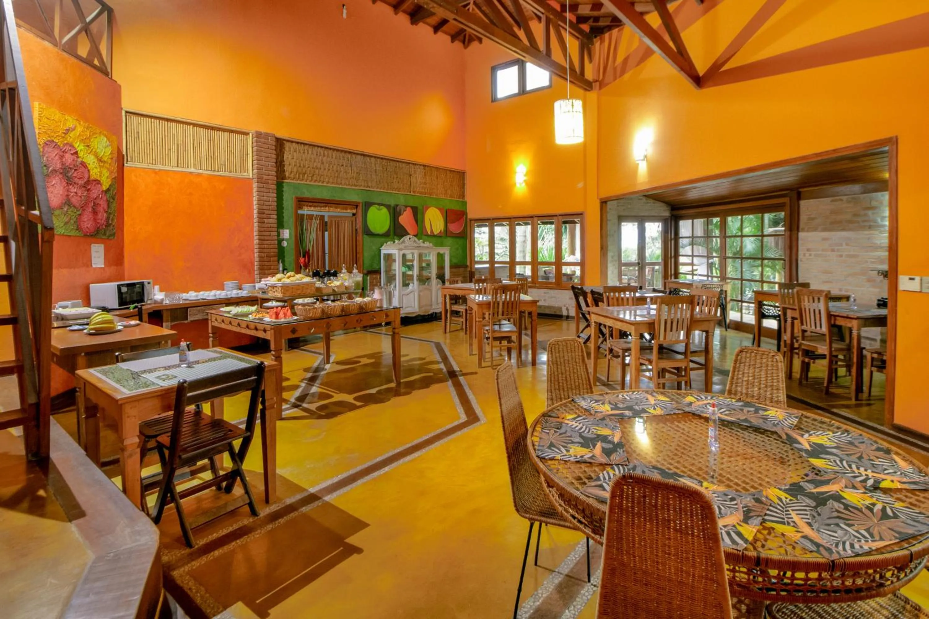 Restaurant/places to eat in VELINN Pousada Catamarã Brasil