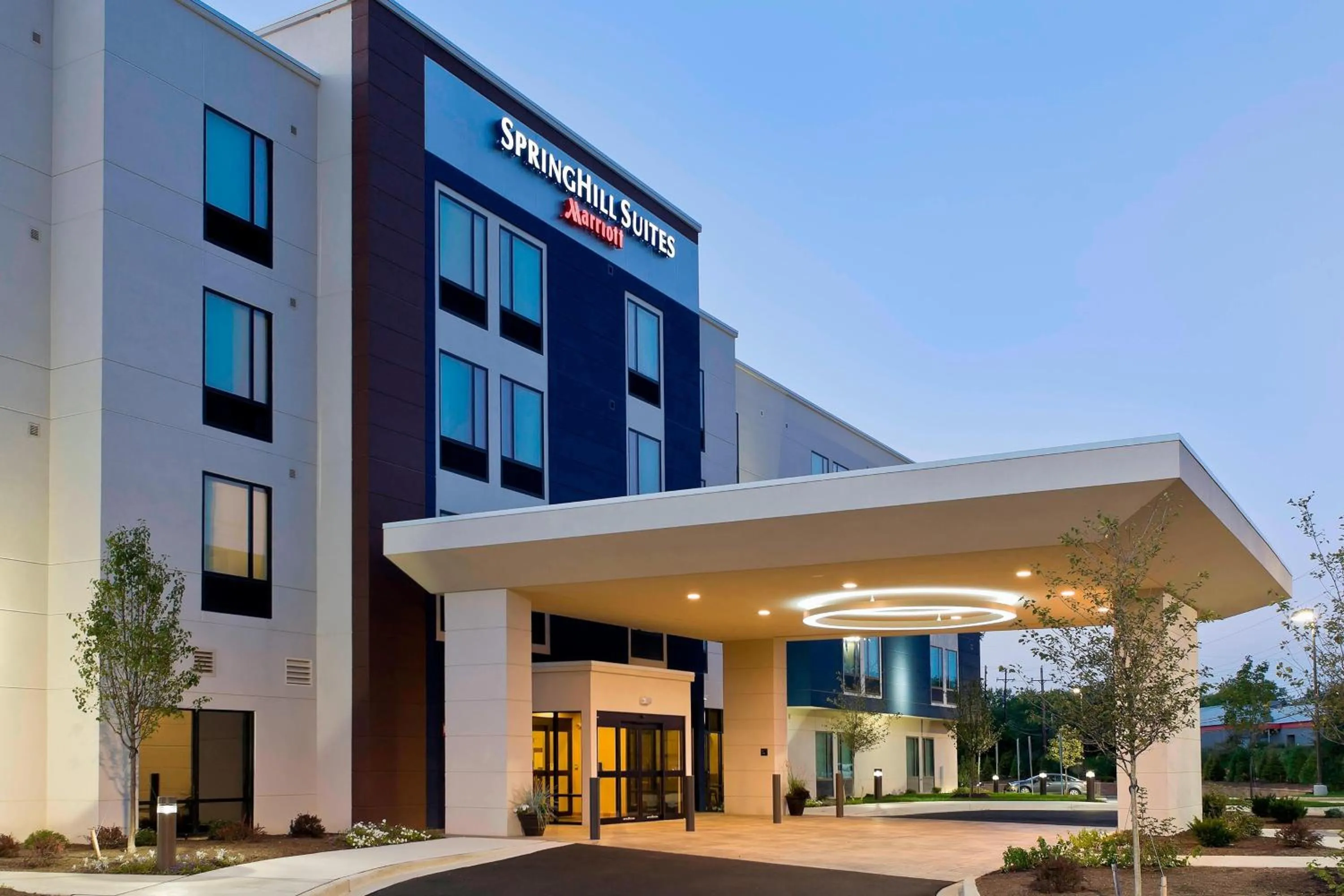 Property building in SpringHill Suites by Marriott Philadelphia Langhorne