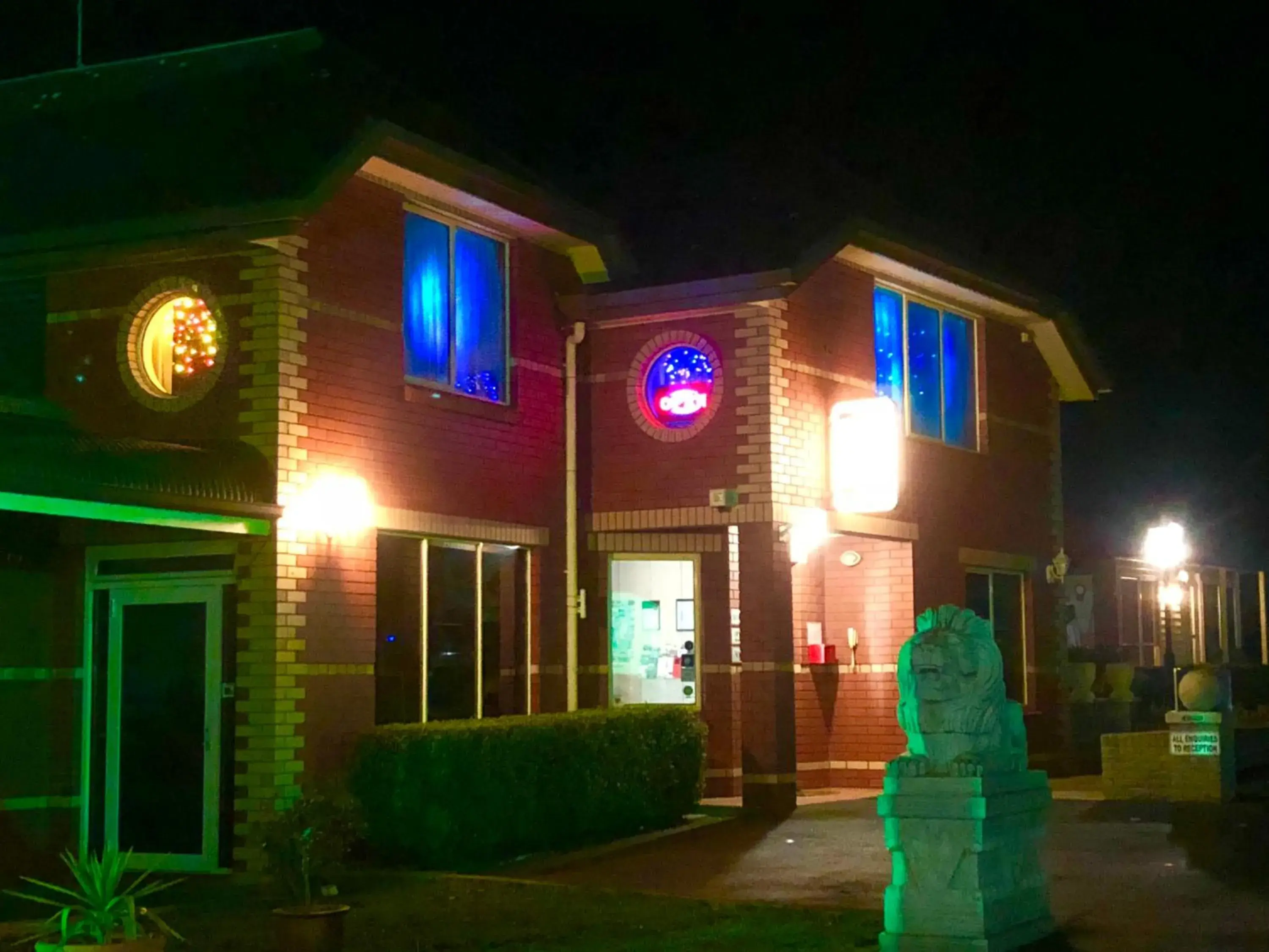 Facade/entrance in Sheffield Motor Inn Facade/entrance in Sheffield Motor Inn