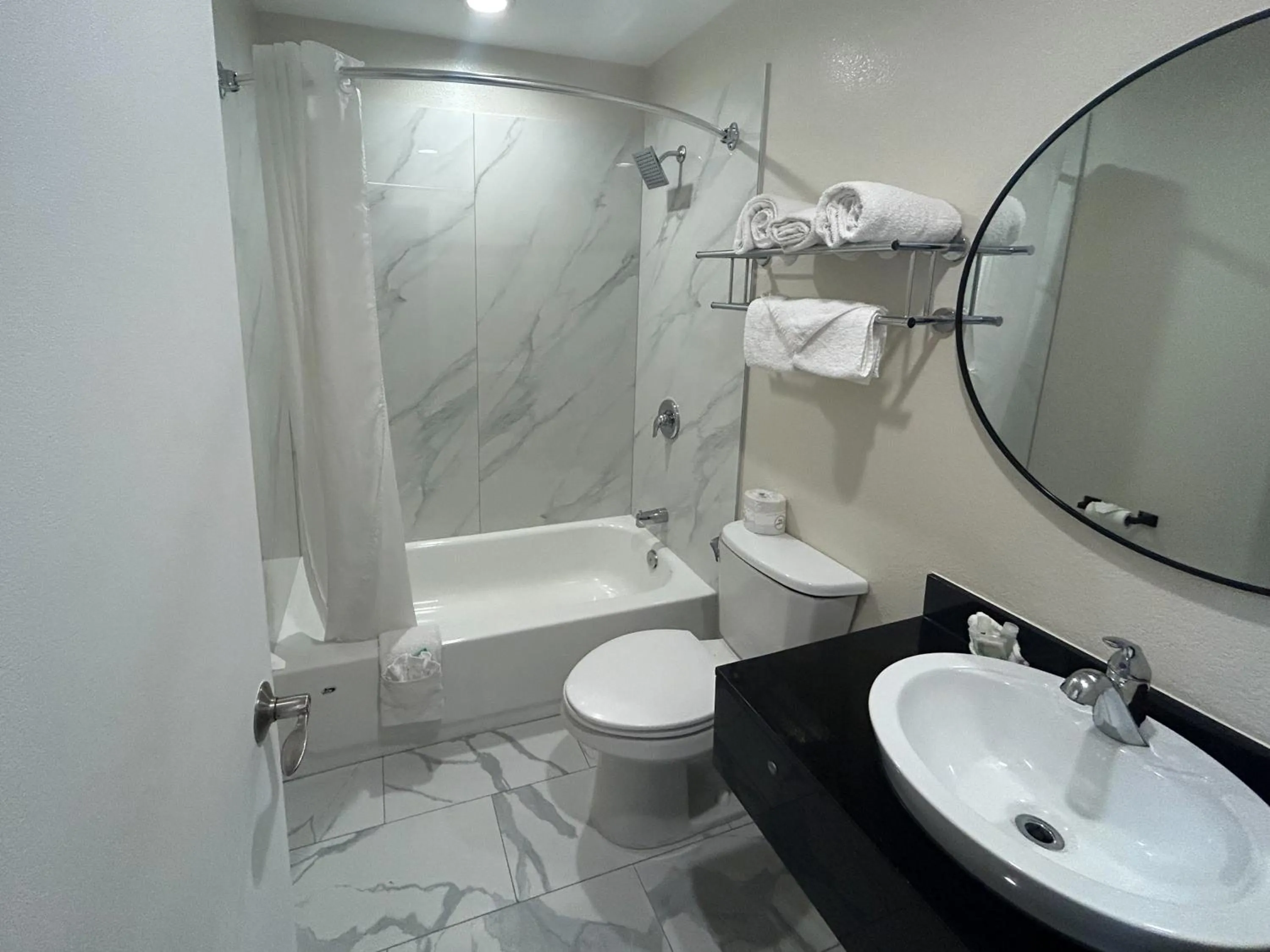 Bathroom in Studio 6 Suites Cameron Park, CA Folsom