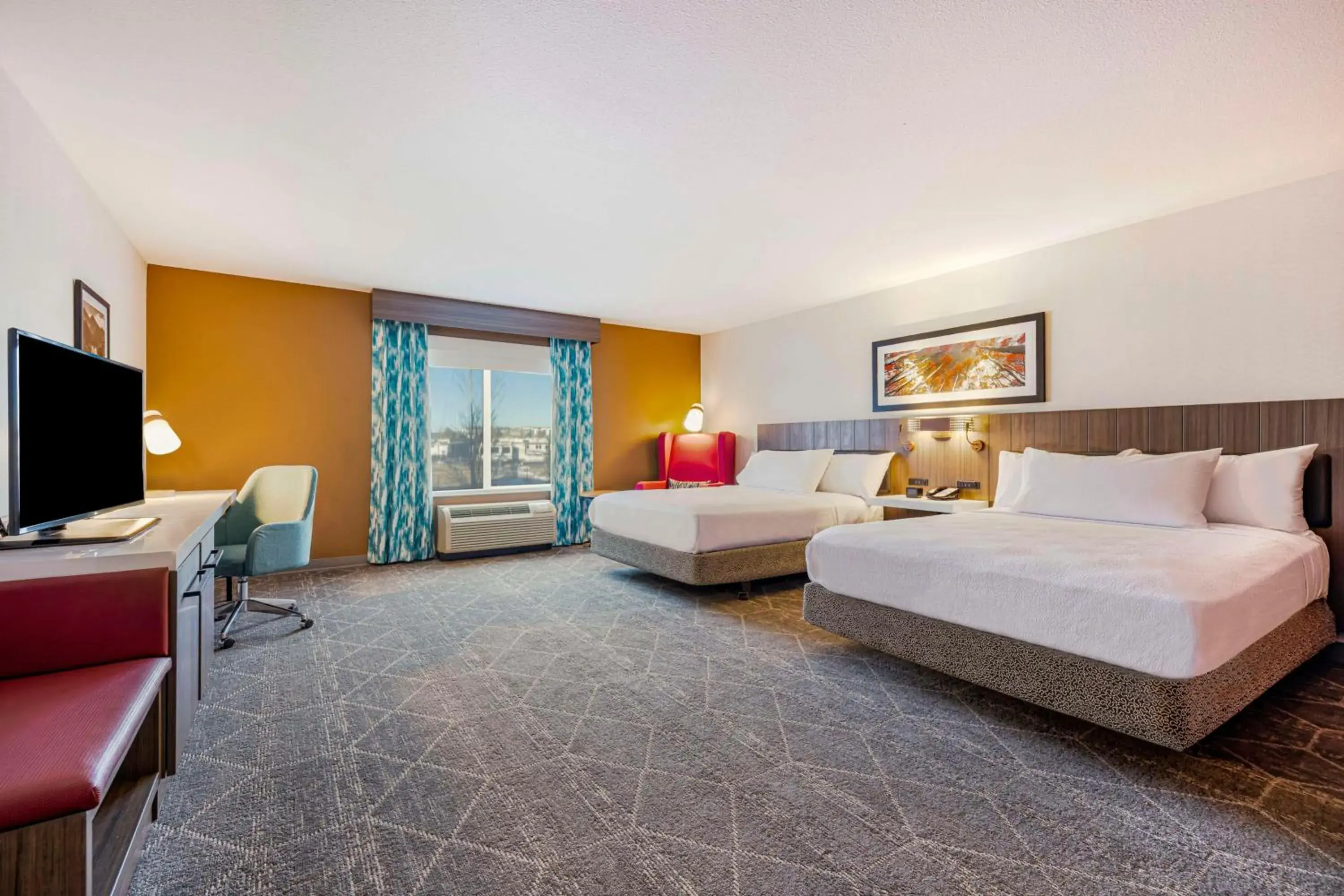 Bed in Hilton Garden Inn Colorado Springs Airport Bed in Hilton Garden Inn Colorado Springs Airport