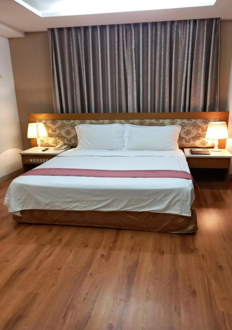 Bed in Khai Hoan Apartment Hotel