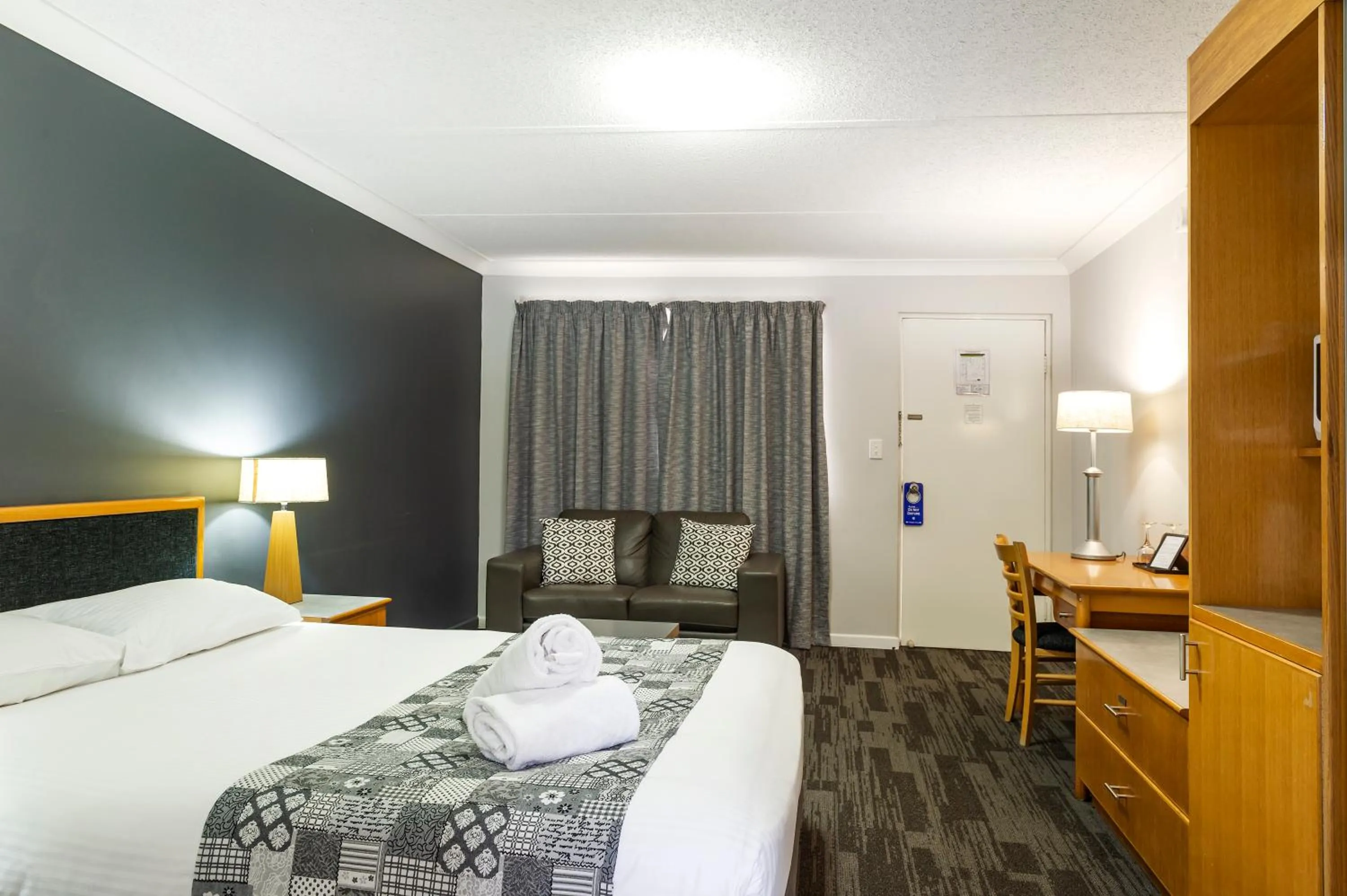 Bed in Country Motel Ipswich