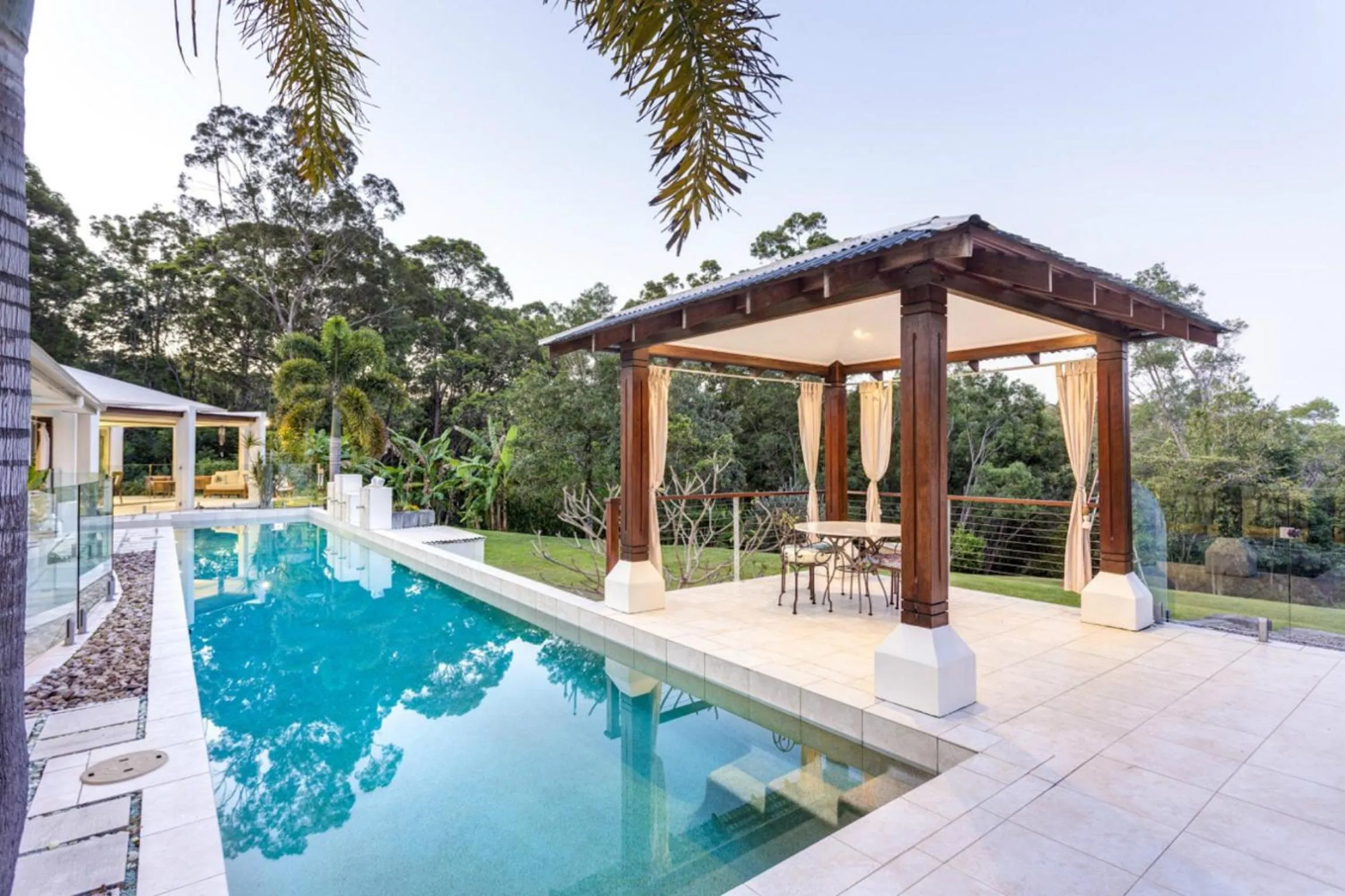 Swimming pool in Alaya Verde Bed & Breakfast