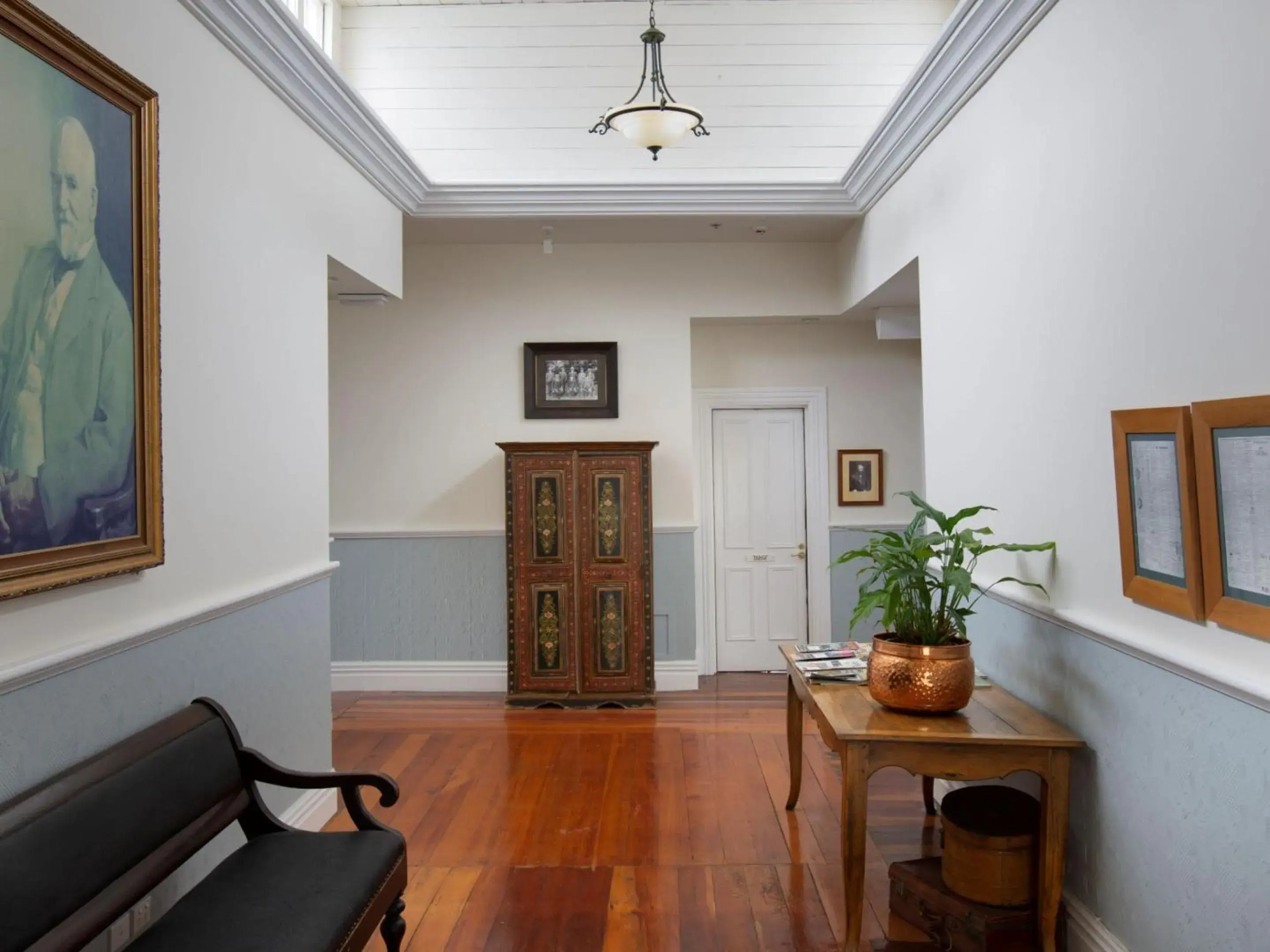 Property building in The Martinborough Hotel Property building in The Martinborough Hotel