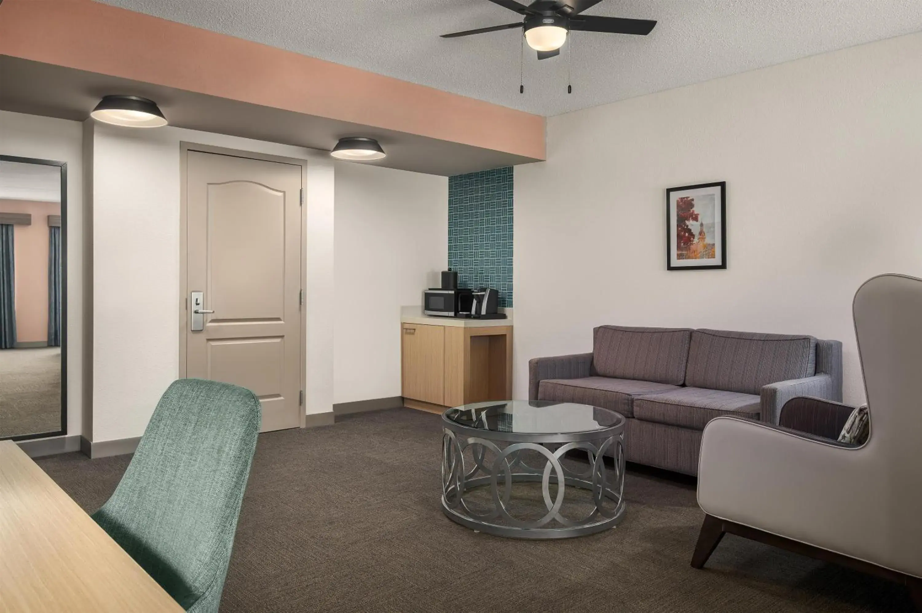 Living room in Hilton Garden Inn Wooster Living room in Hilton Garden Inn Wooster