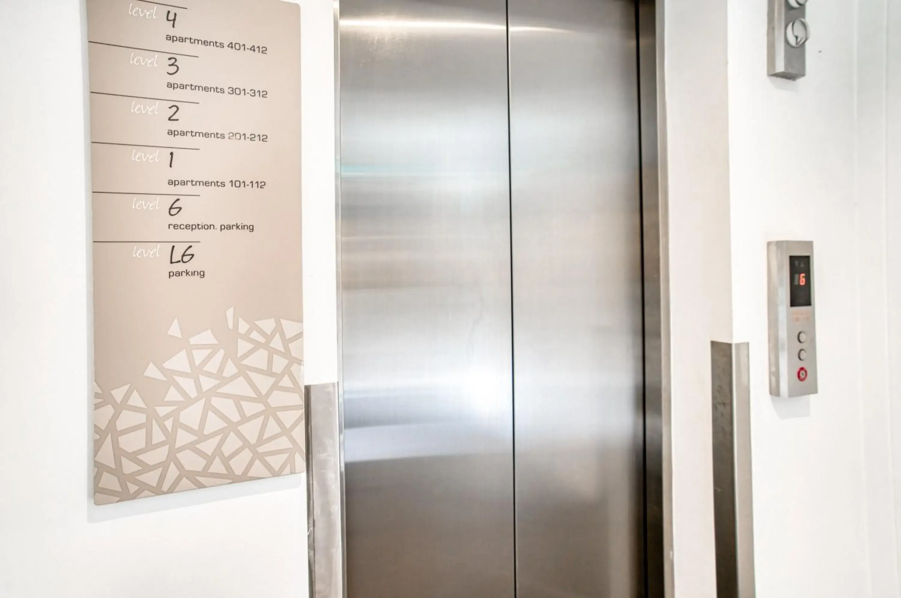 Property building in Oaks Vue Suites Geelong Property building in Oaks Vue Suites Geelong