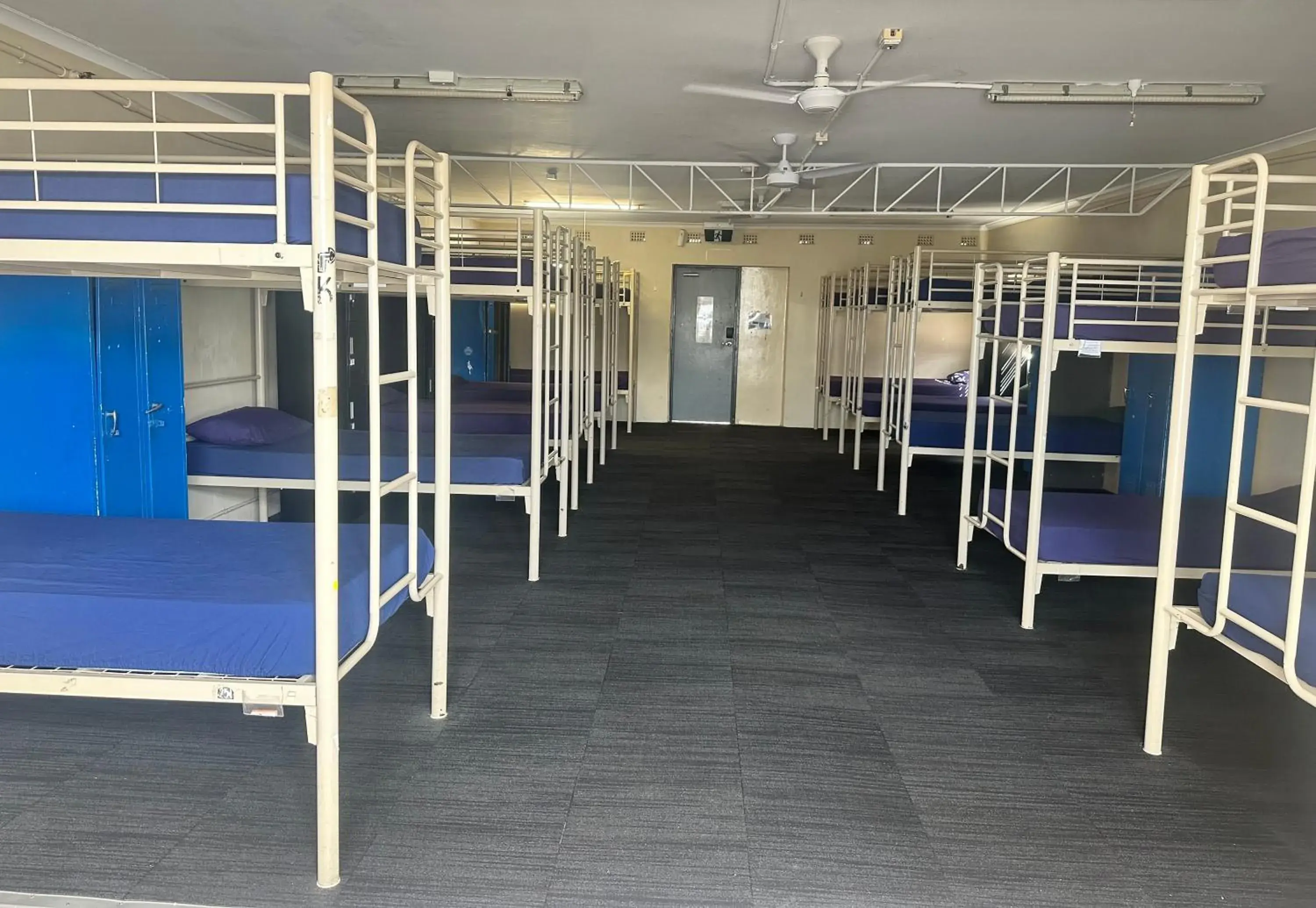 Photo of the whole room, Bed in Backpackers In Paradise 18-35 Hostel Photo of the whole room, Bed in Backpackers In Paradise 18-35 Hostel