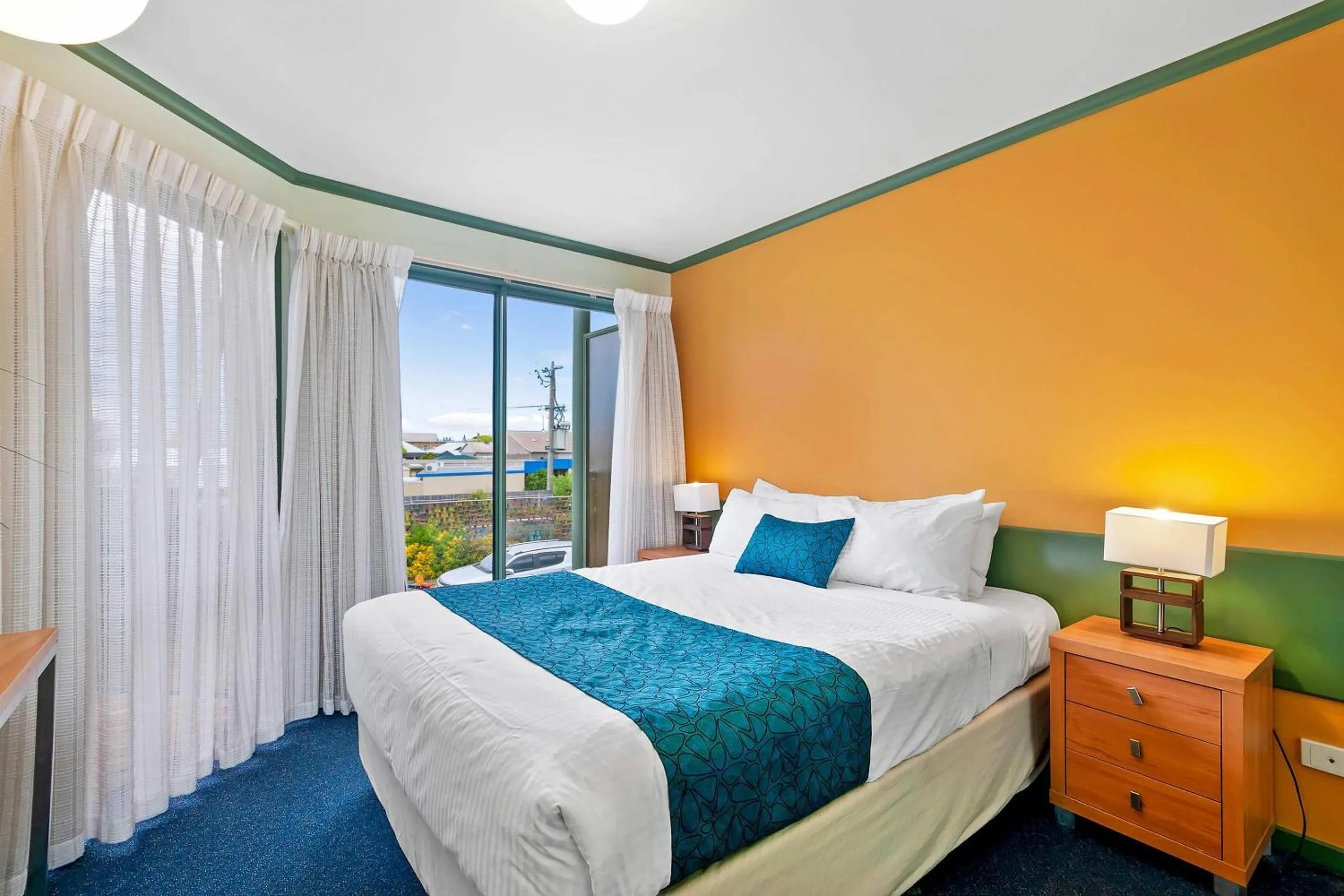 Bedroom, Bed in Comfort Inn & Suites Lakes Entrance