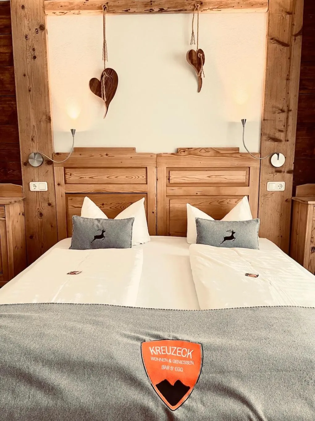 Bed in Pension Kreuzeck - Dein Glücksplatz am Lech