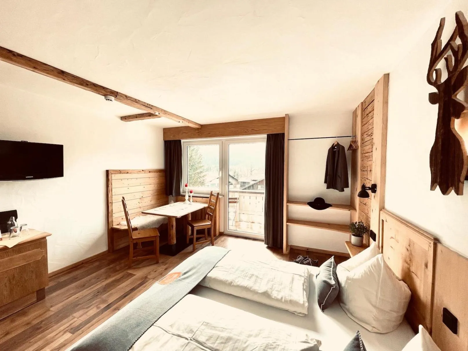 Bed in Pension Kreuzeck - Dein Glücksplatz am Lech