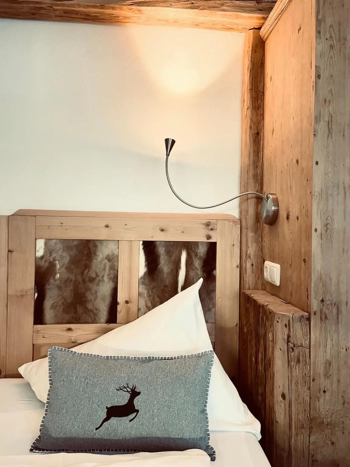 Bed in Pension Kreuzeck - Dein Glücksplatz am Lech