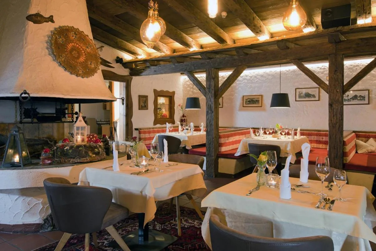 Restaurant/places to eat in Hotel Truyenhof