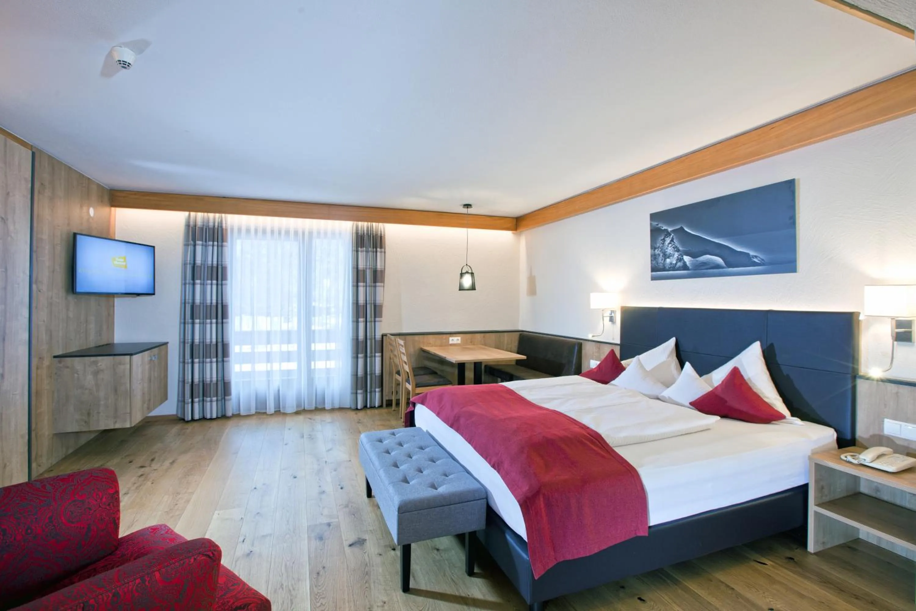 Photo of the whole room, Bed in Hotel Truyenhof