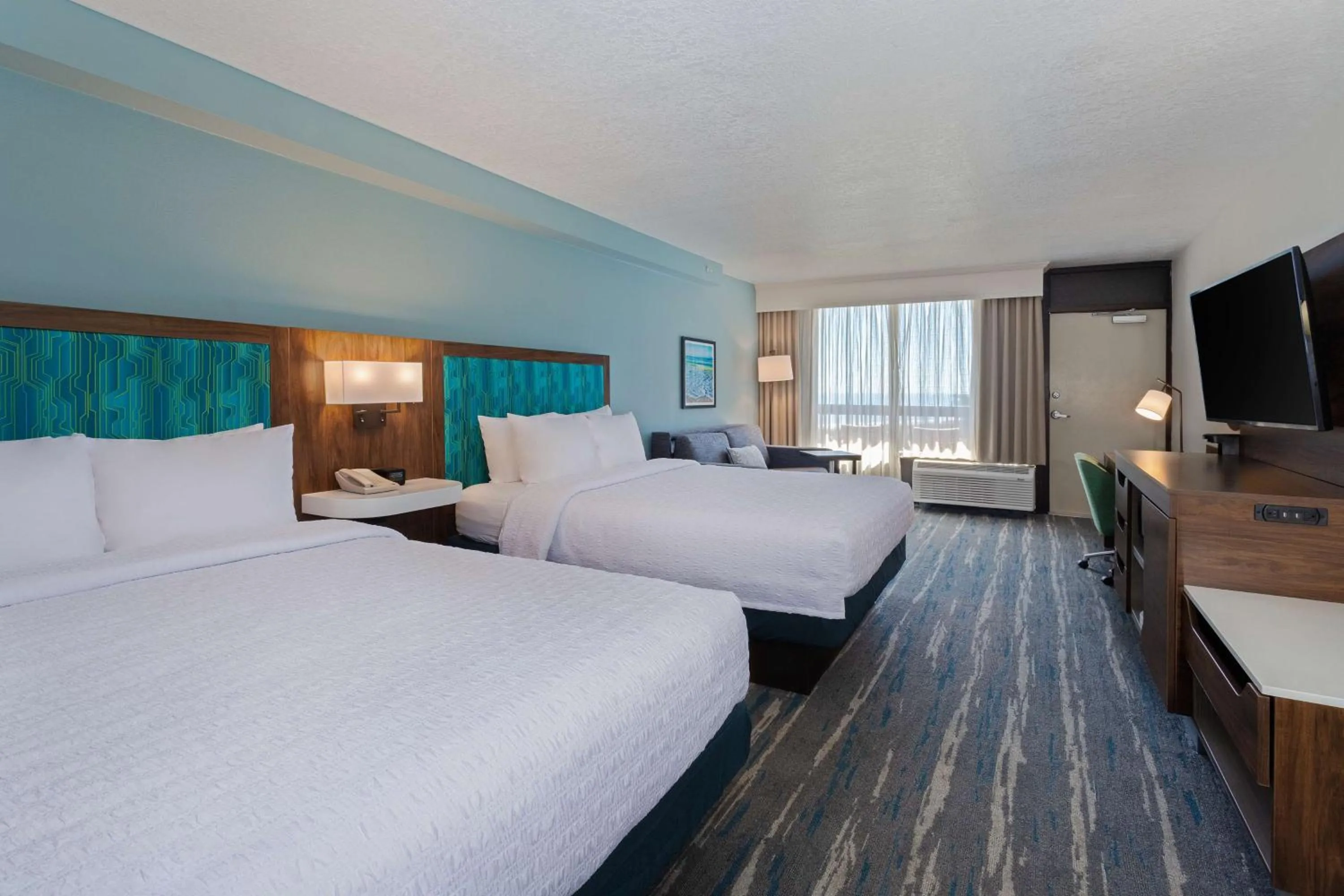 Bed in Hampton Inn Cocoa Beach