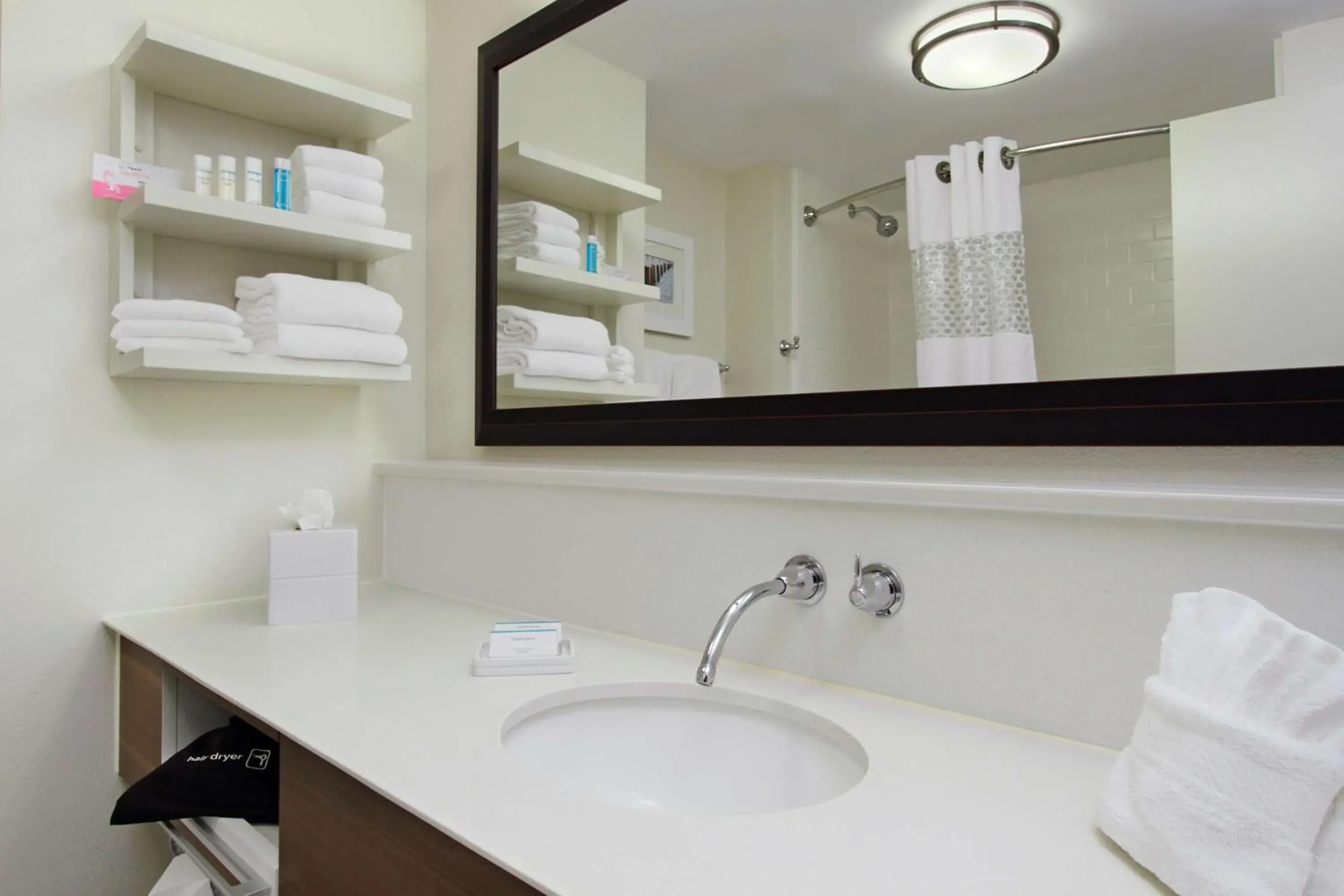 Bathroom in Hampton Inn Cocoa Beach Bathroom in Hampton Inn Cocoa Beach