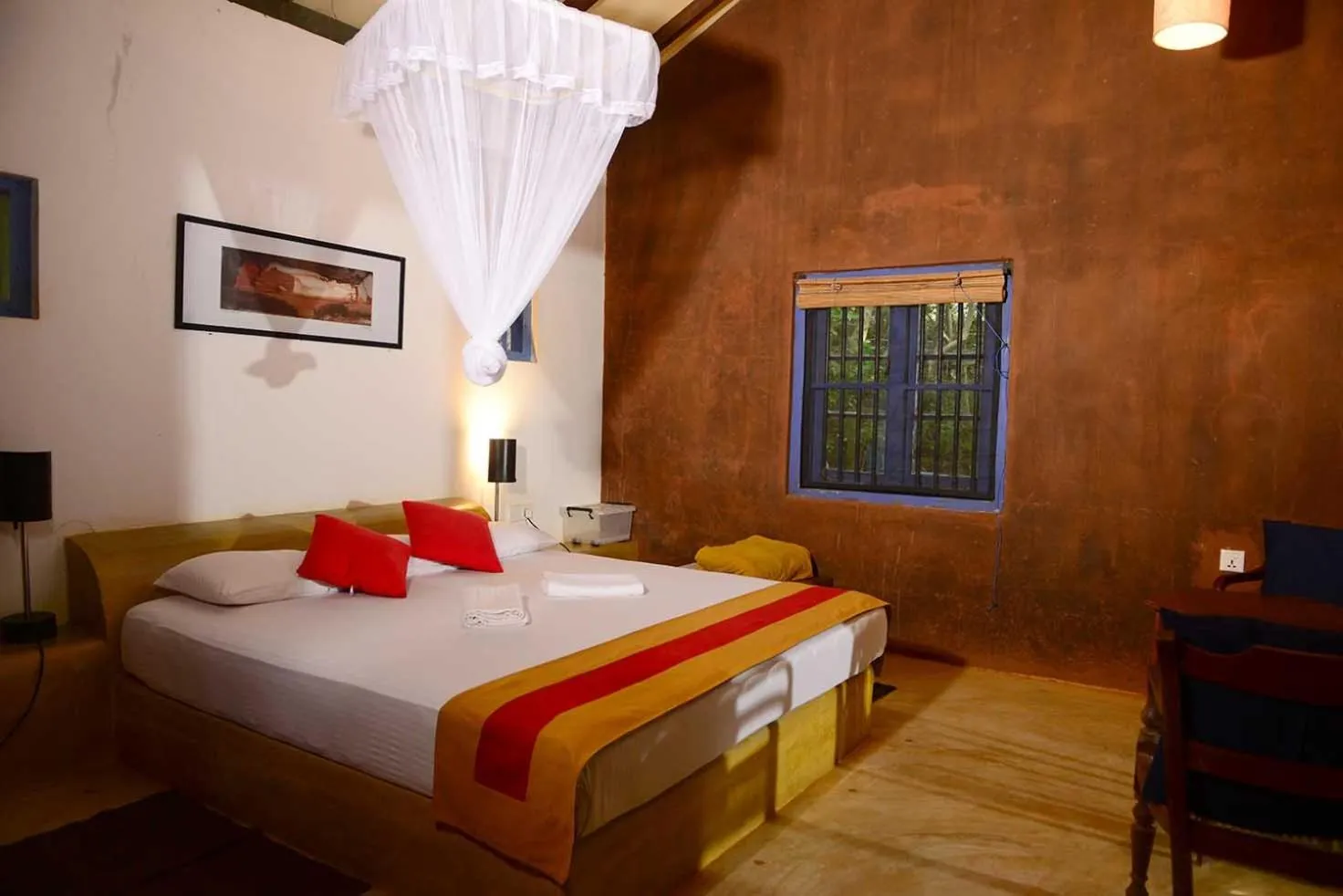 Bed in Back of Beyond - Pidurangala