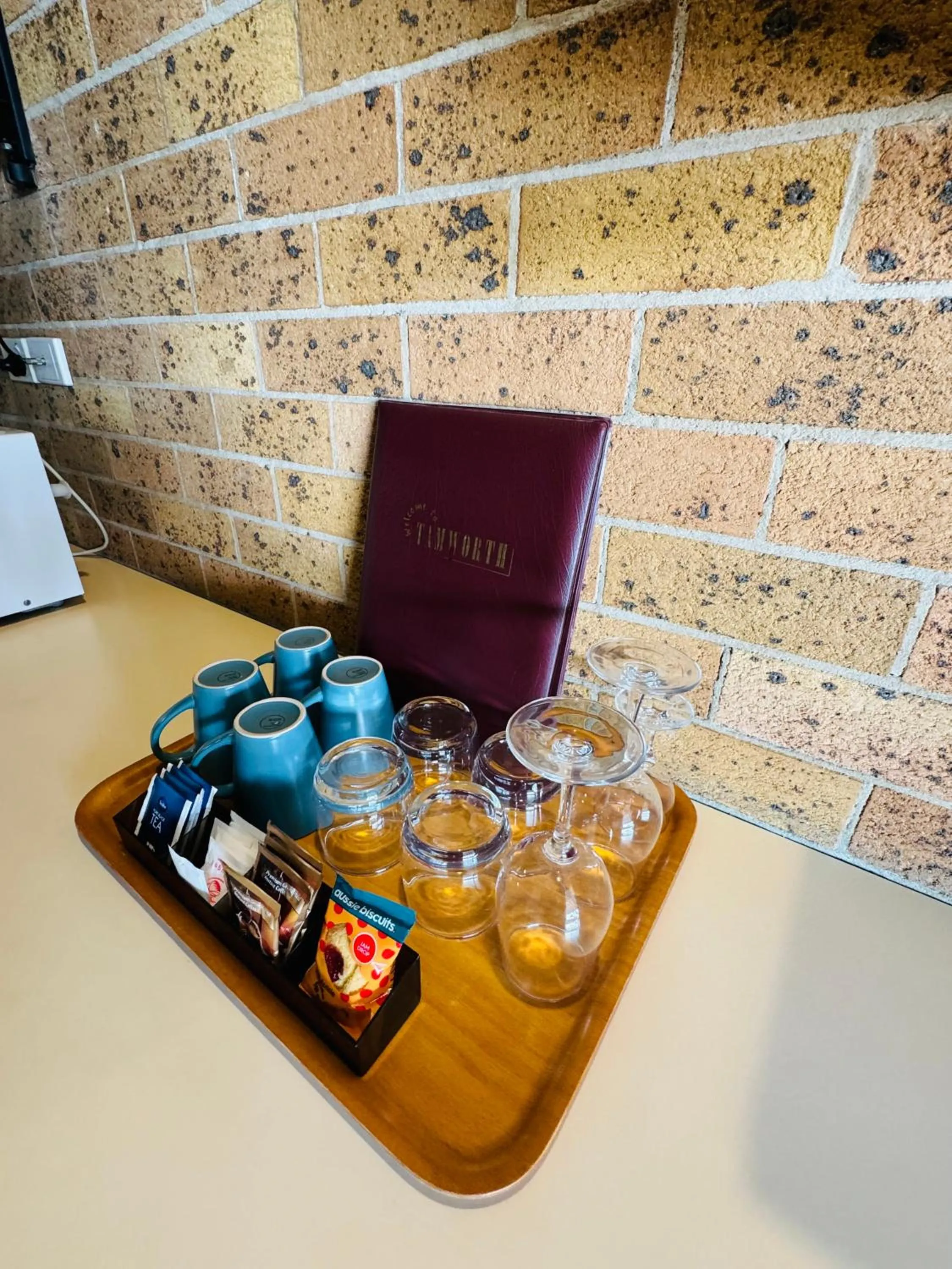 Coffee/tea facilities in Town and Country Motor Inn