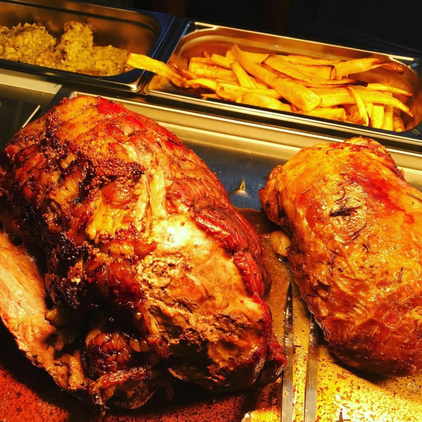 Food and drinks in The Cornubia Inn