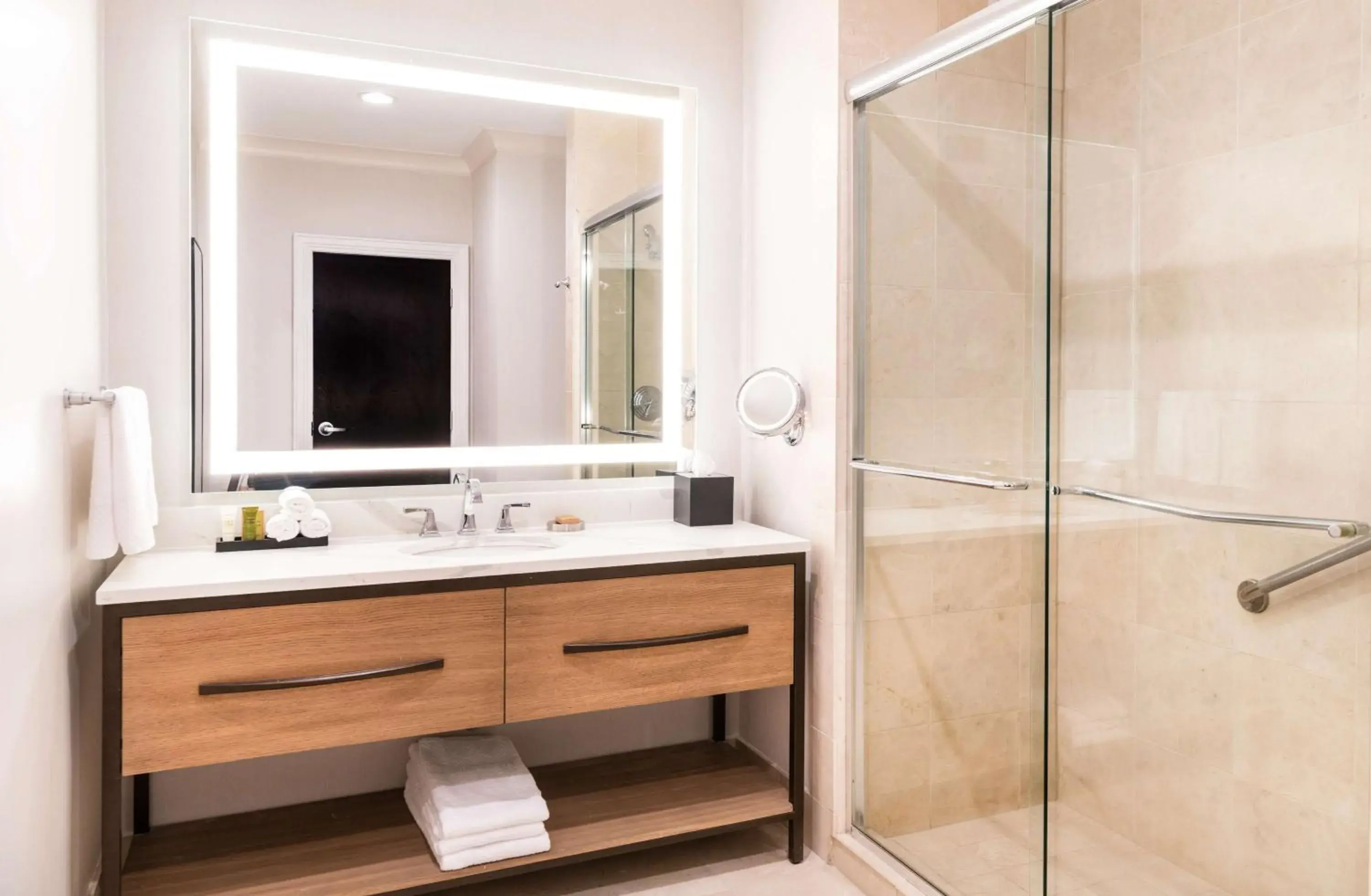 Bathroom in Hilton Columbus/Polaris Bathroom in Hilton Columbus/Polaris