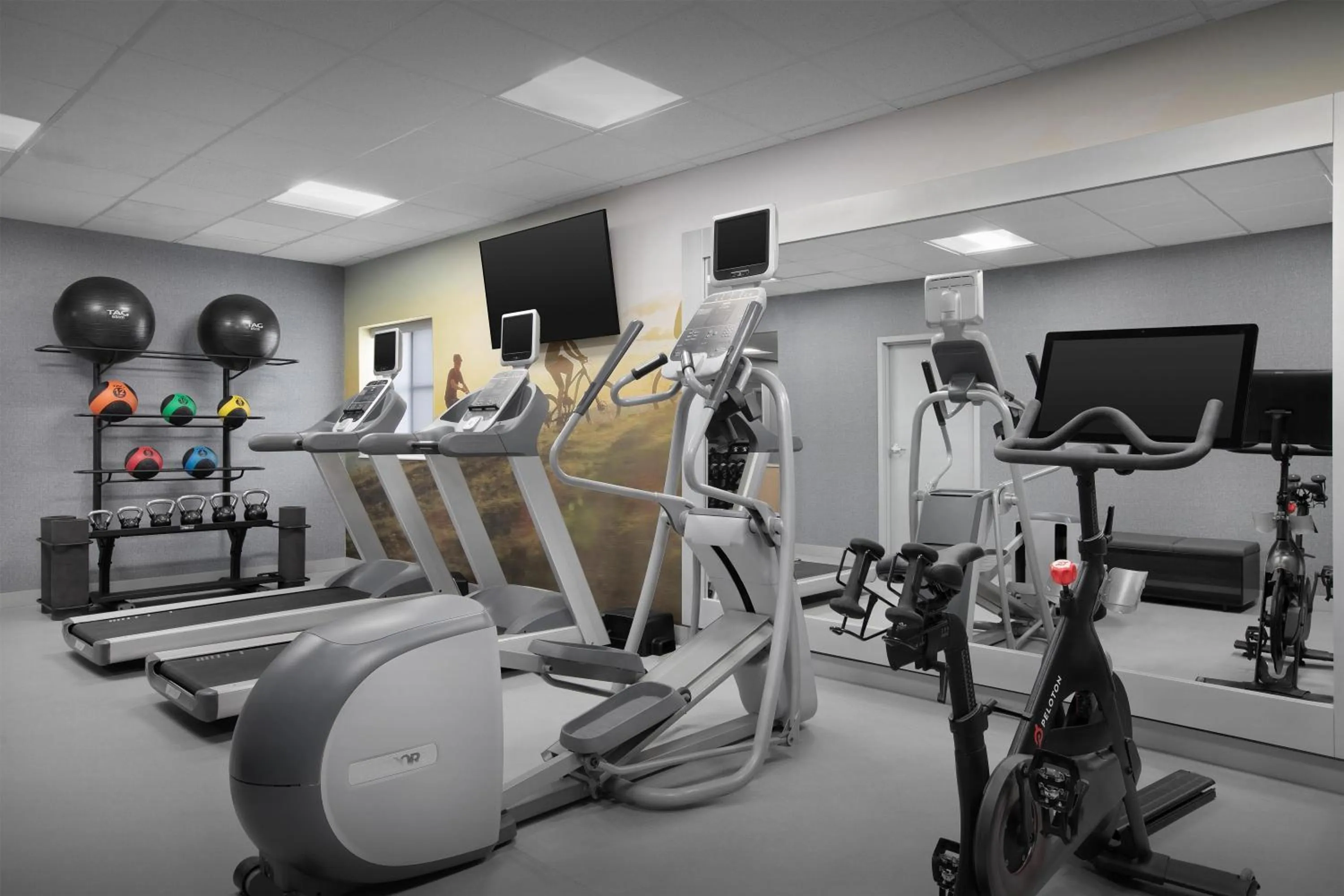 Fitness centre/facilities in Homewood Suites by Hilton Colorado Springs North USAFA