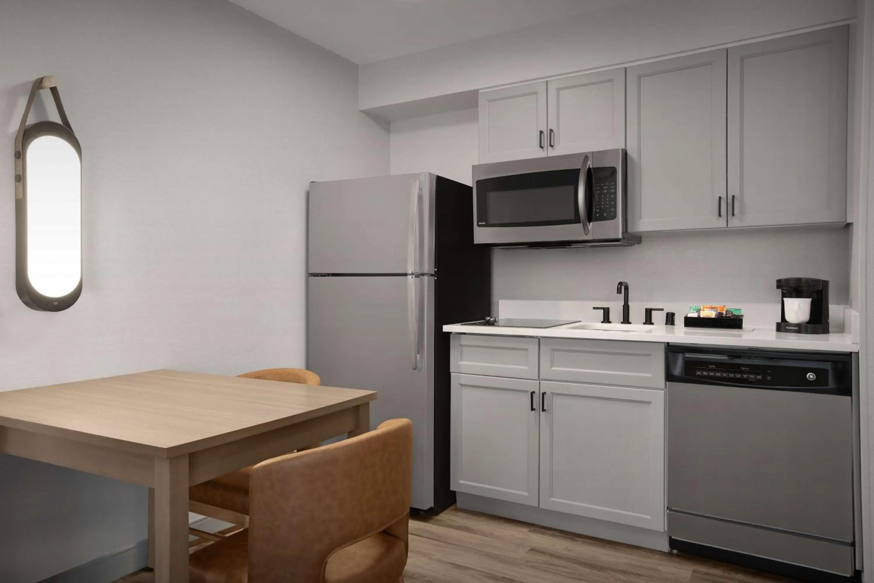 Kitchen or kitchenette in Homewood Suites by Hilton Colorado Springs-North