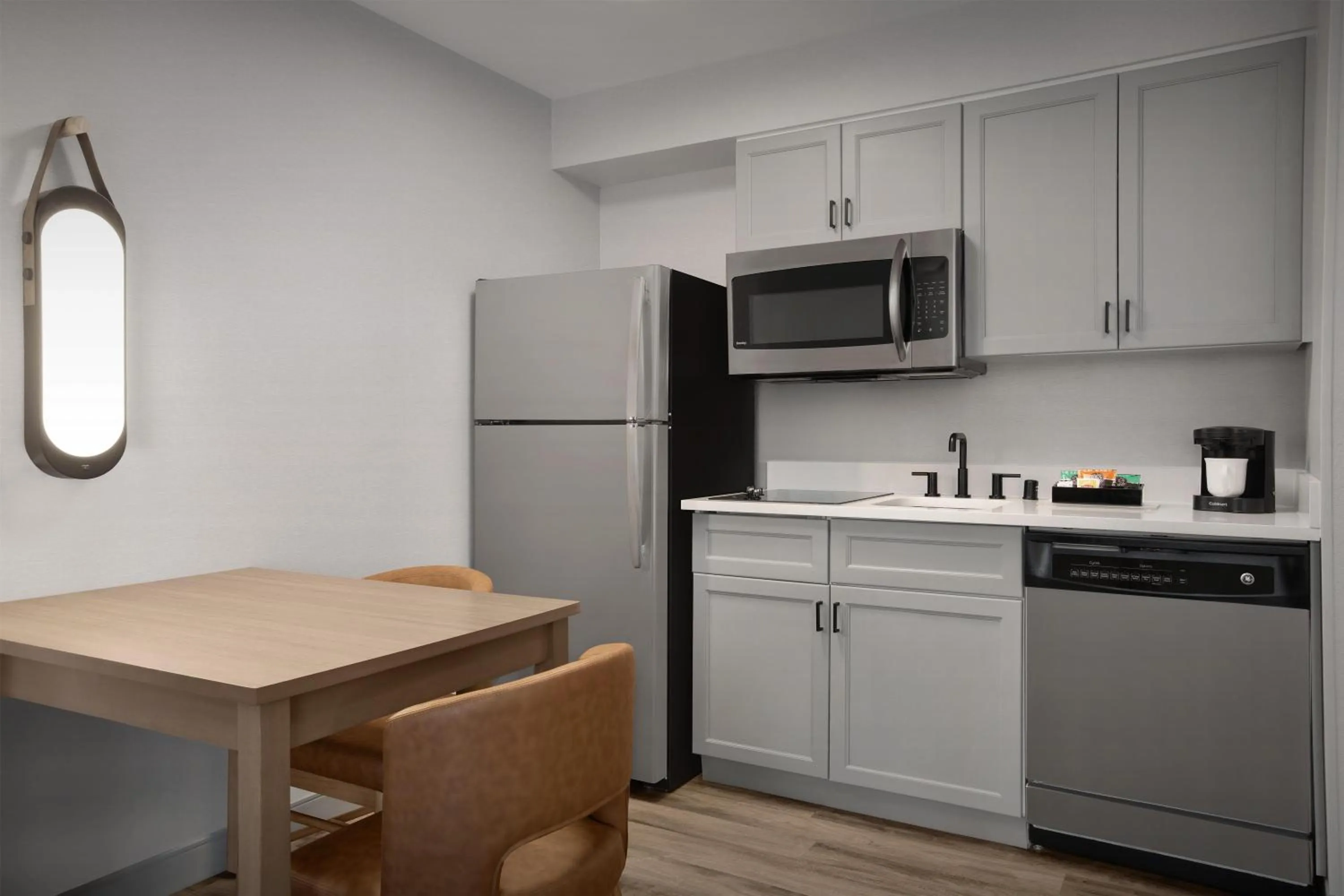 Kitchen or kitchenette in Homewood Suites by Hilton Colorado Springs North USAFA