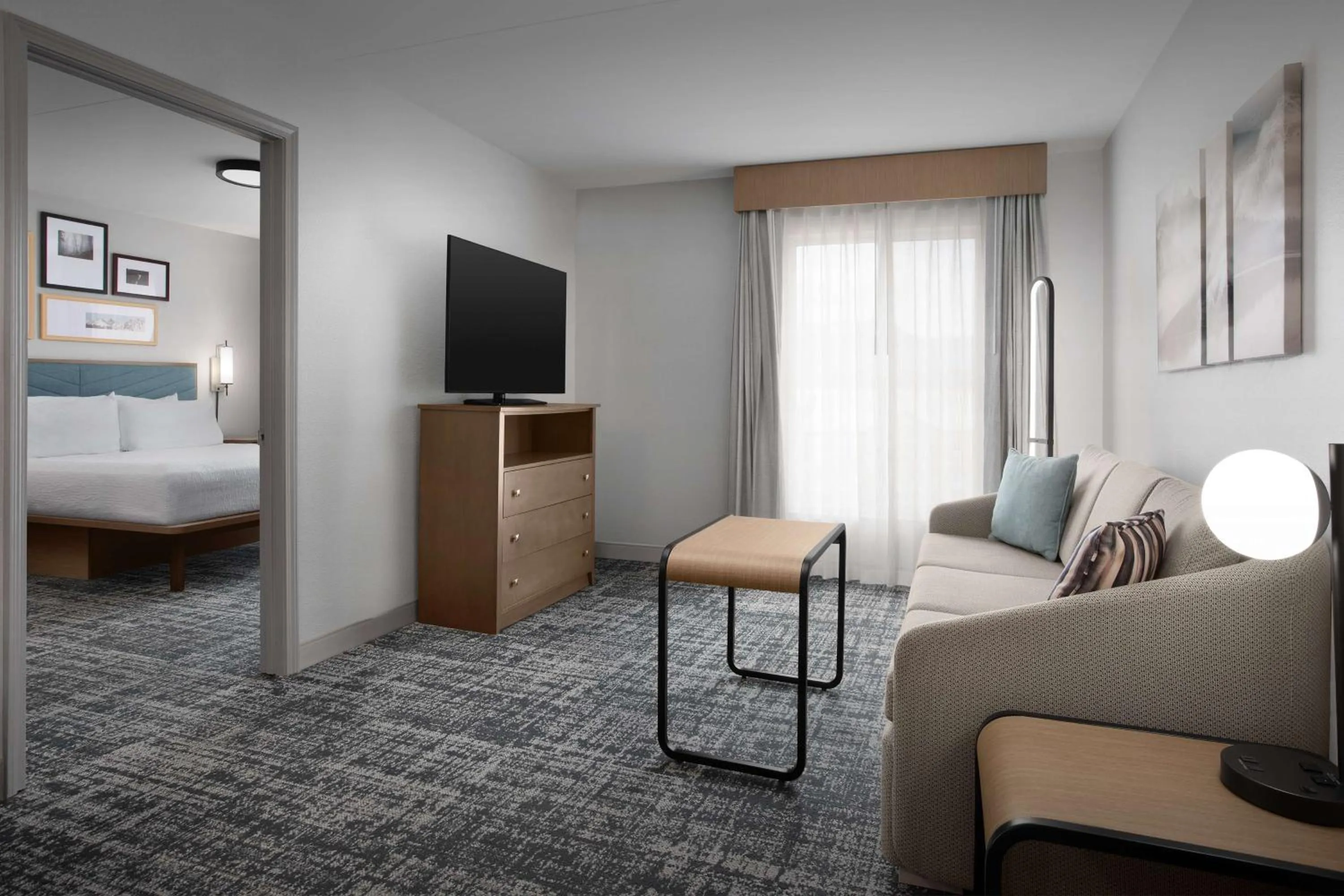 Living room, Bed in Homewood Suites by Hilton Colorado Springs-North