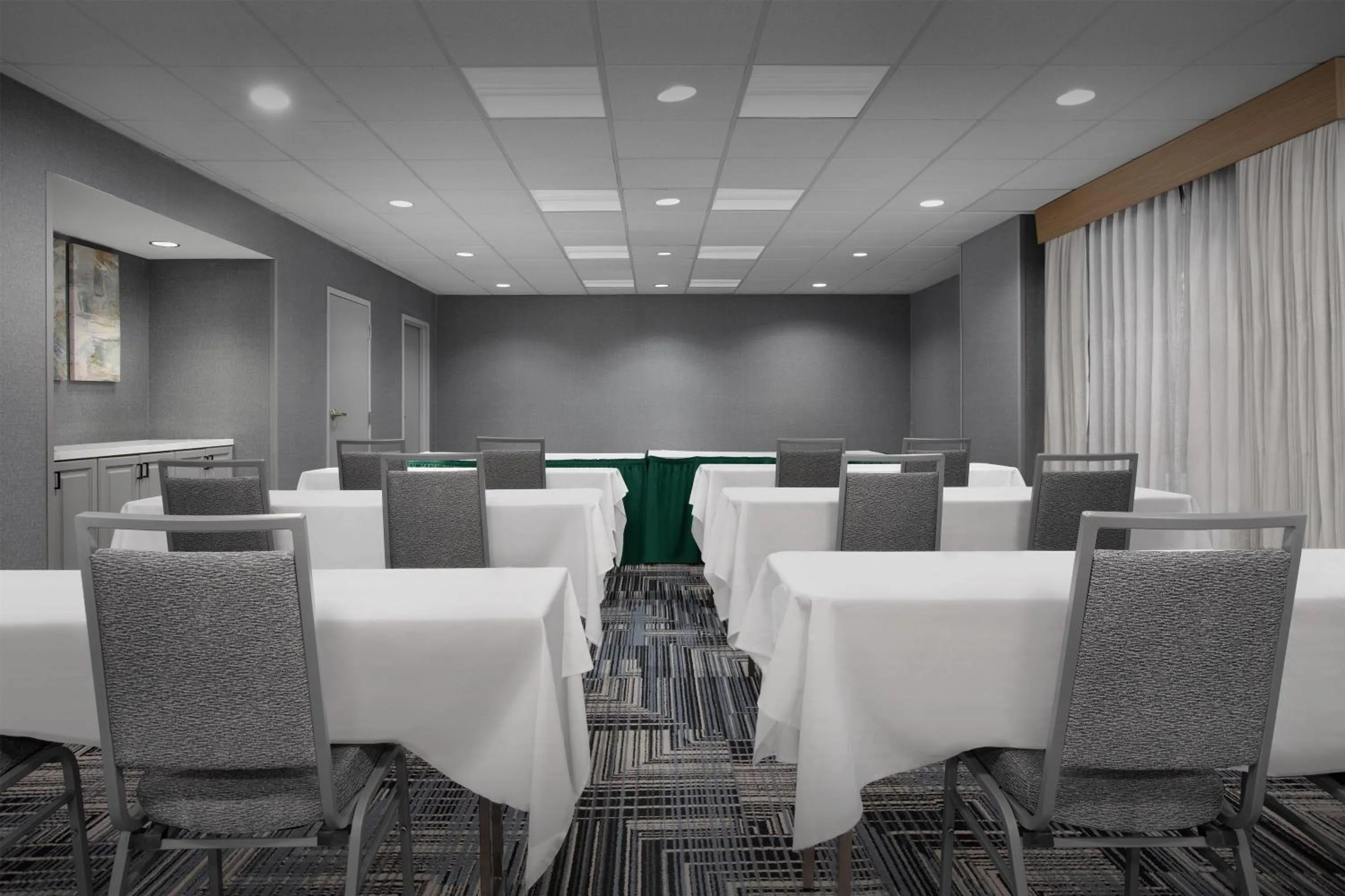 Meeting/conference room in Homewood Suites by Hilton Colorado Springs North USAFA