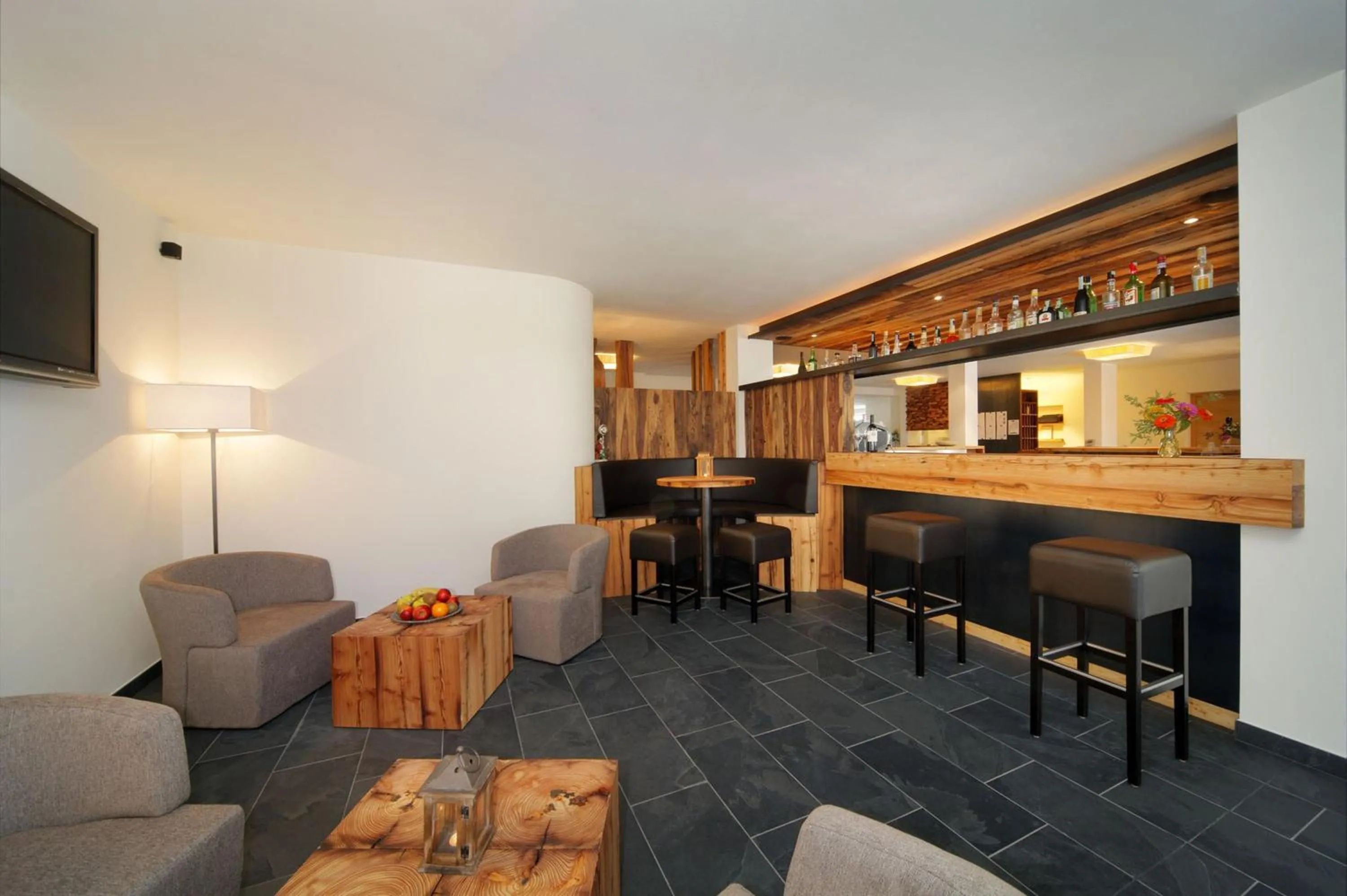 Lounge or bar in Vitalhotel Rainer