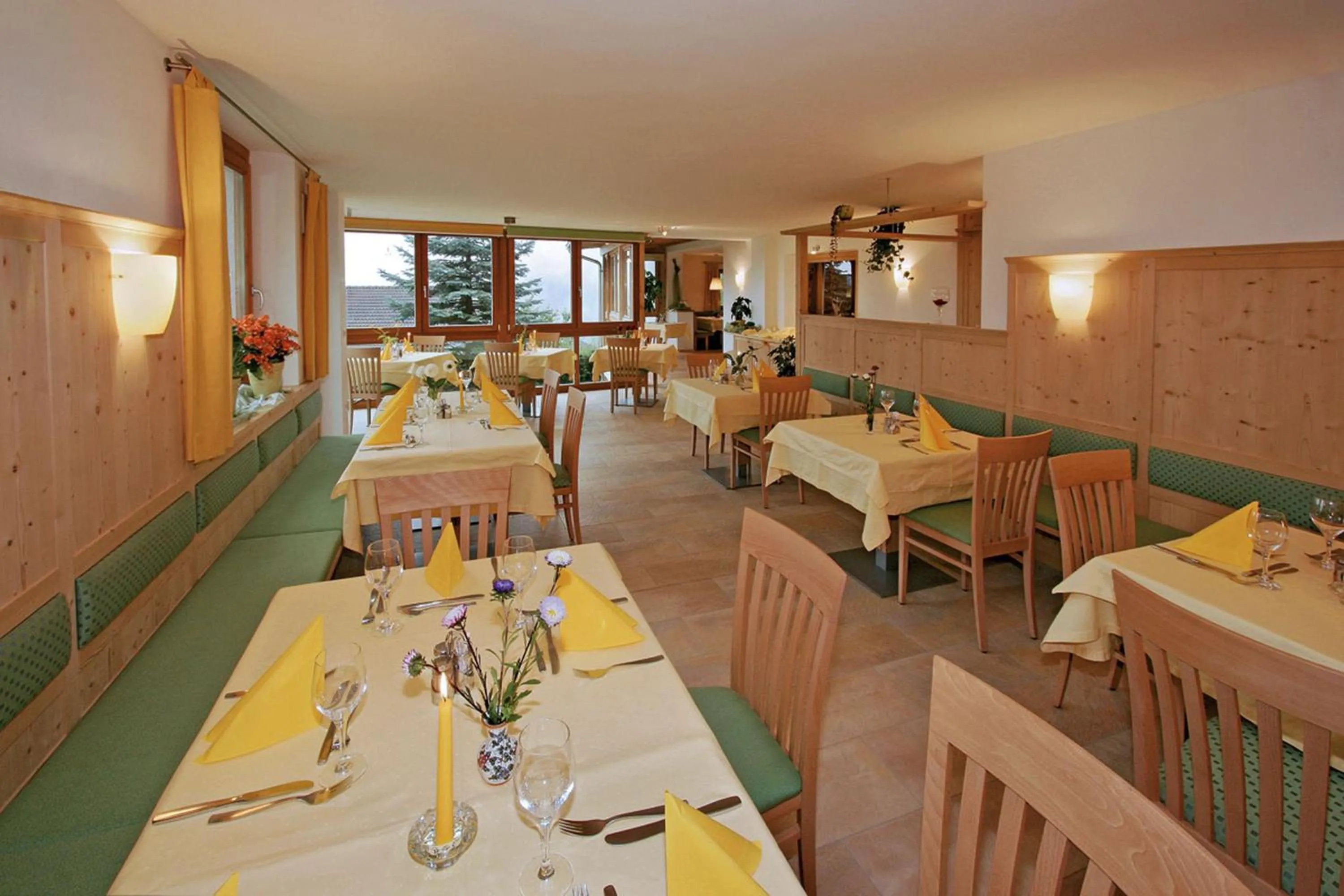 Restaurant/places to eat in Vitalhotel Rainer