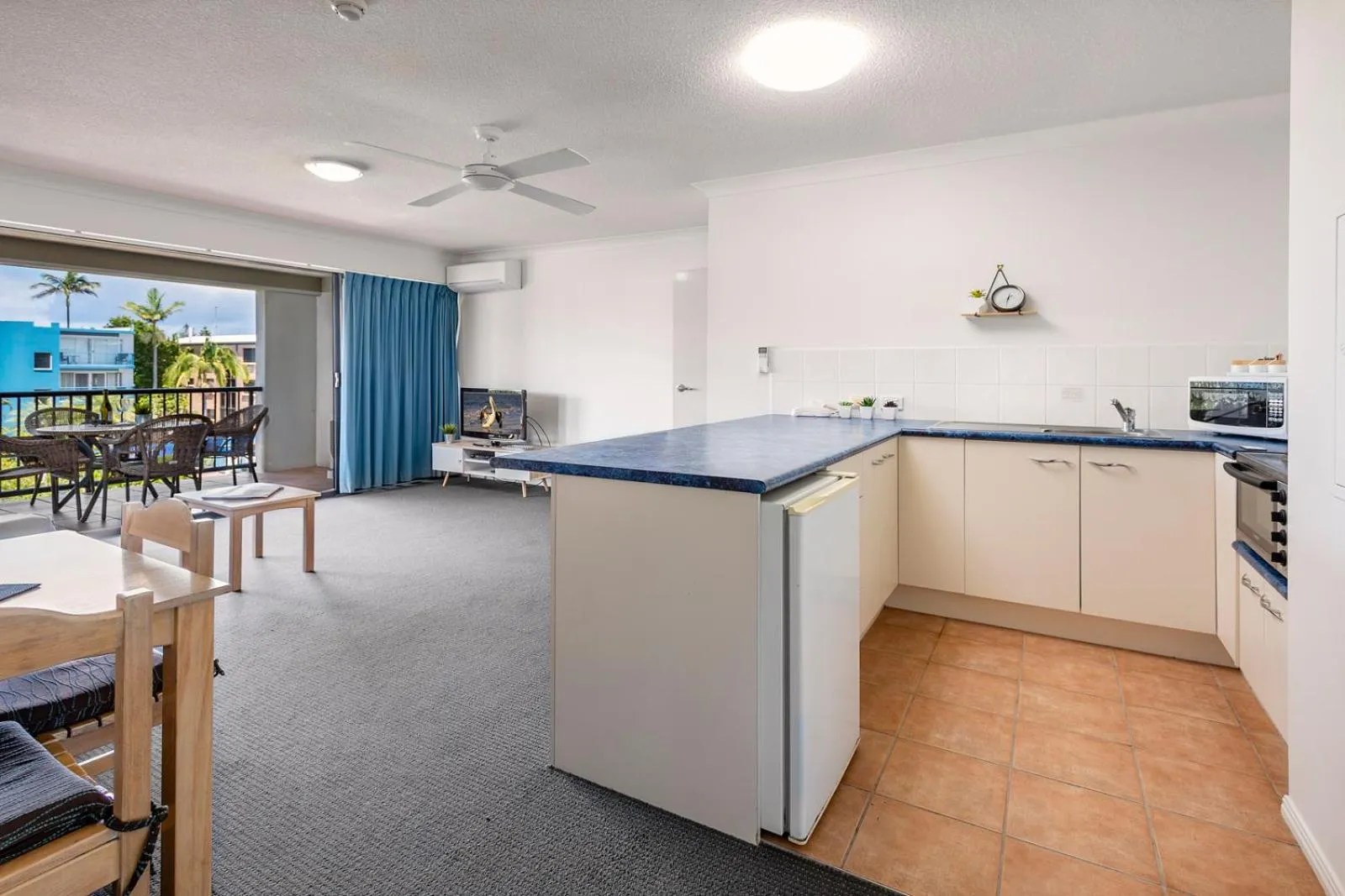 Kitchen or kitchenette in Belaire Place Motel Apartments