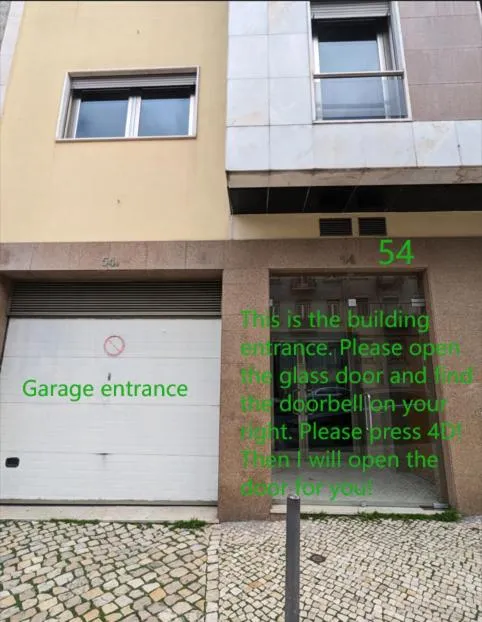 Entertainment in luxury lisbon apartment T2