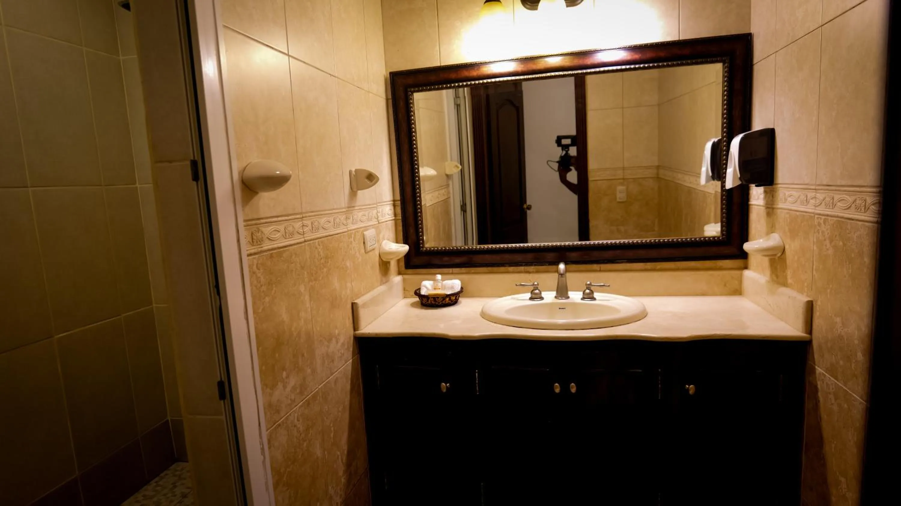 Bathroom in La Ensenada Beach Resort