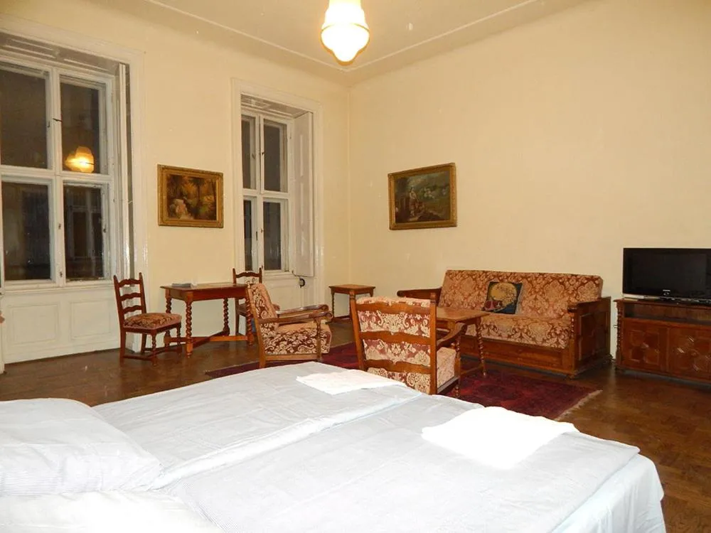 City Center Apartment