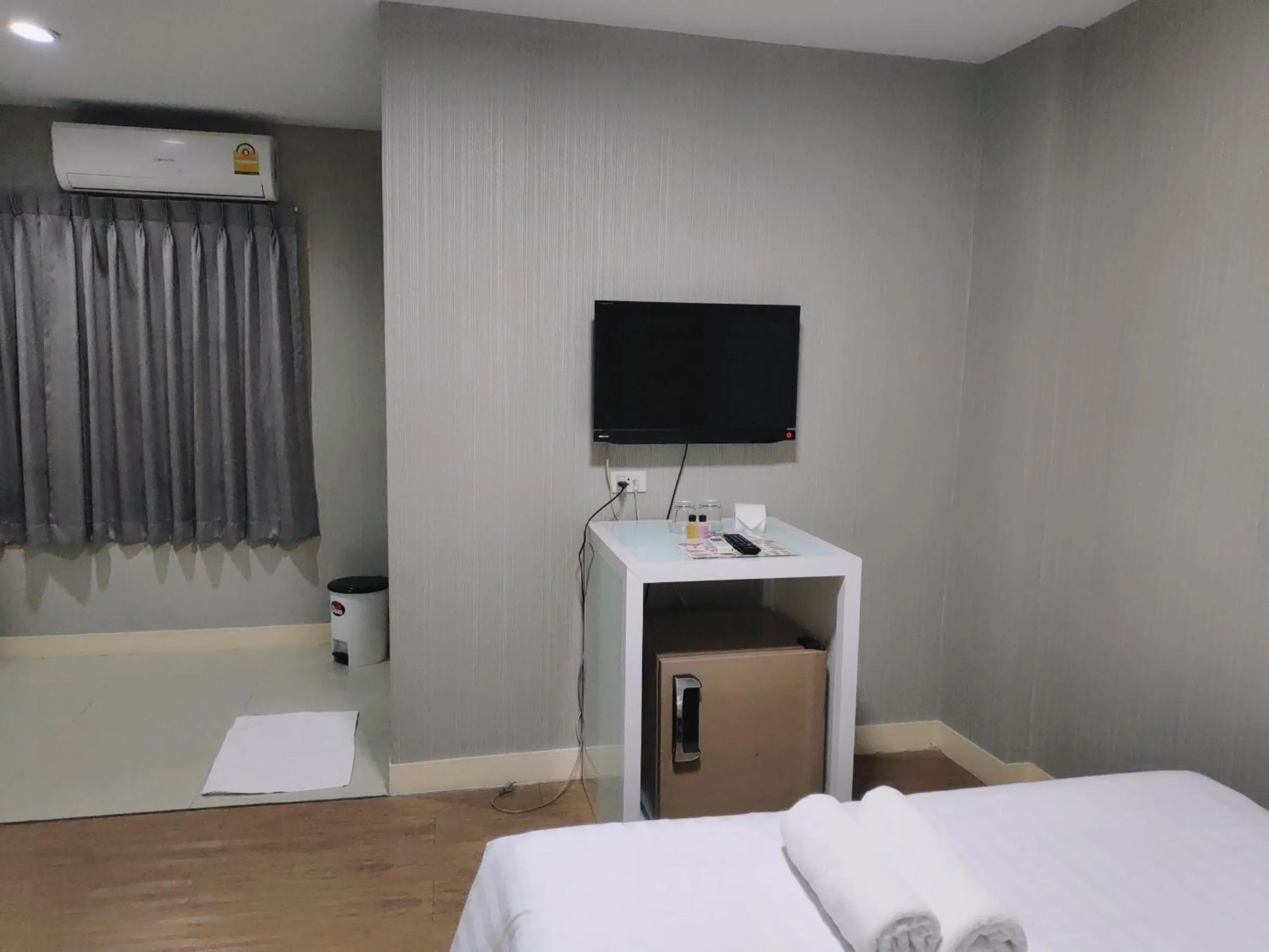 Bed in Tim Place - BTS Phra Khanong