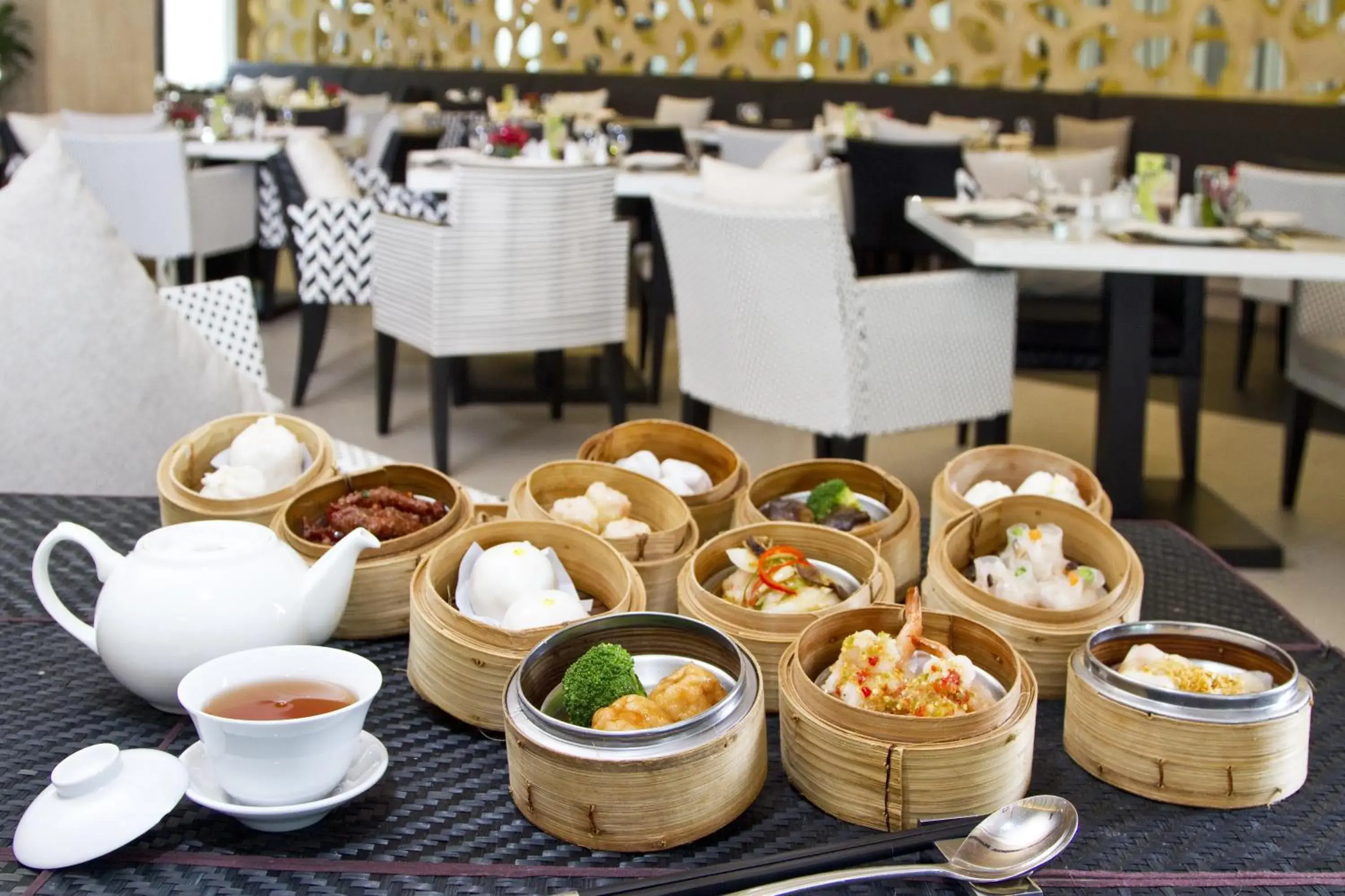 Restaurant/places to eat in Classic Kameo Hotel & Serviced Apartment, Rayong Restaurant/places to eat in Classic Kameo Hotel & Serviced Apartment, Rayong