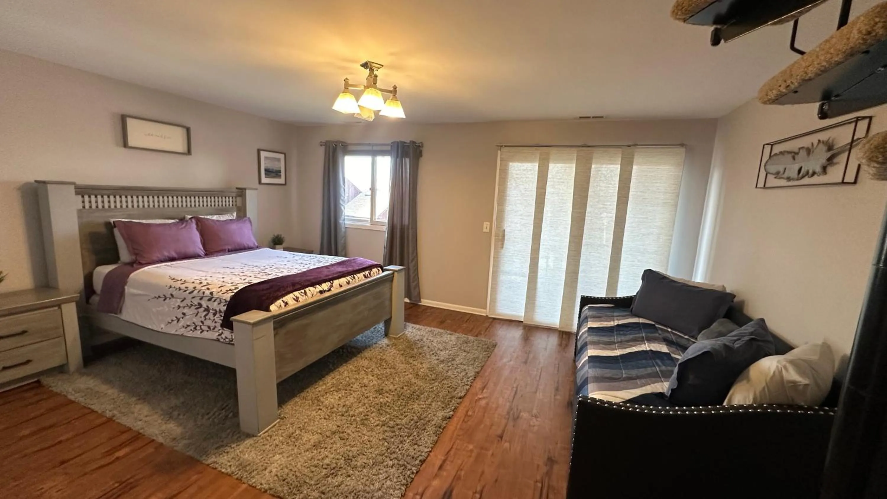 Bed in Ski on Ski off Mtn Chalet