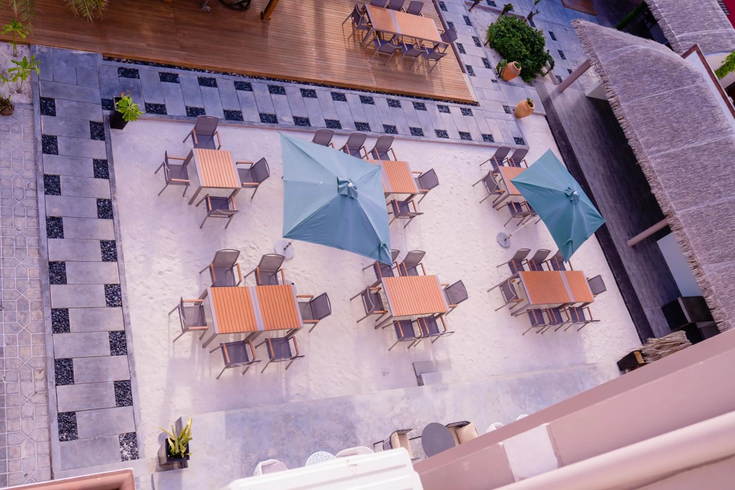 Restaurant/places to eat in Reveries Maldives