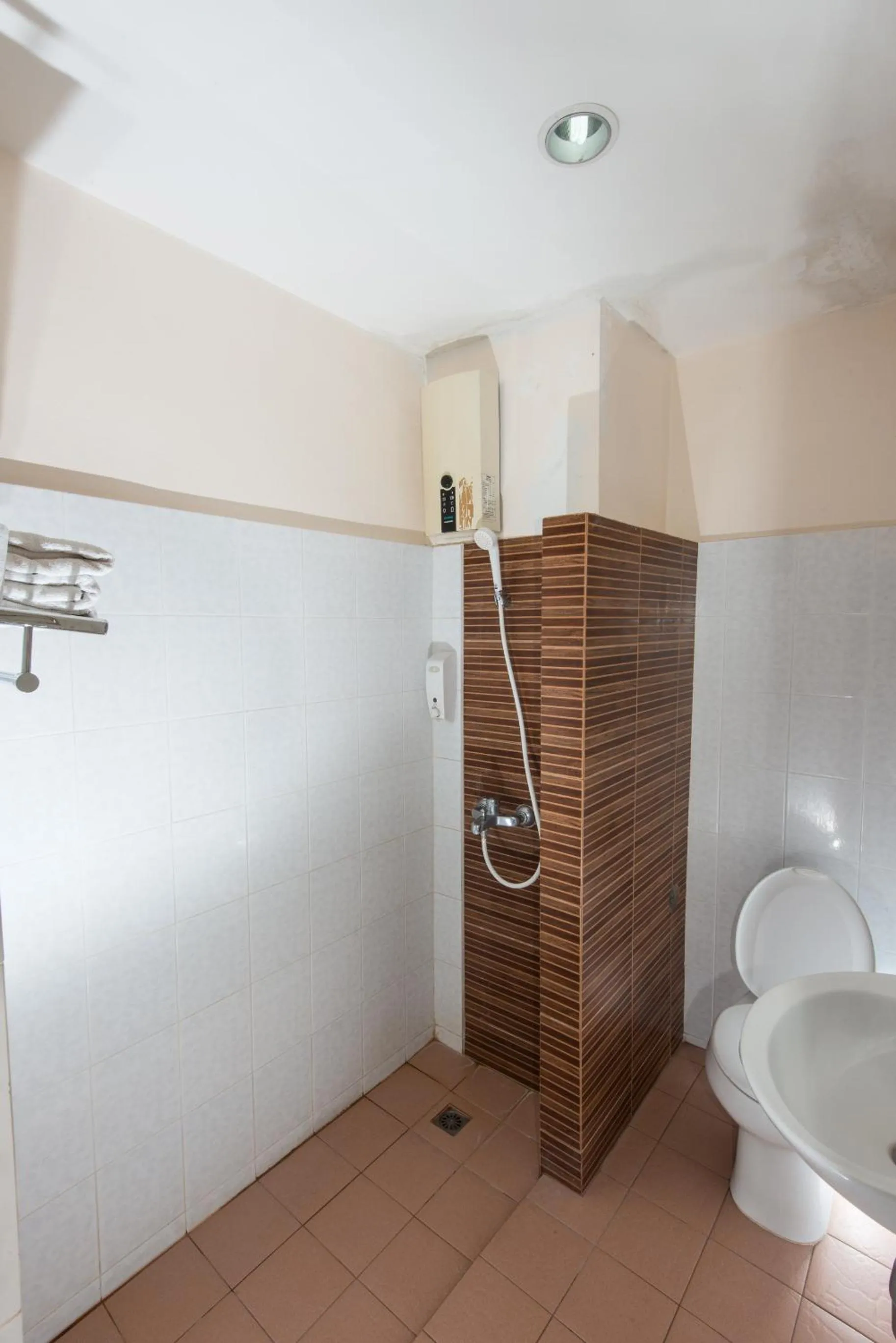 Bathroom in Muangphol Mansion