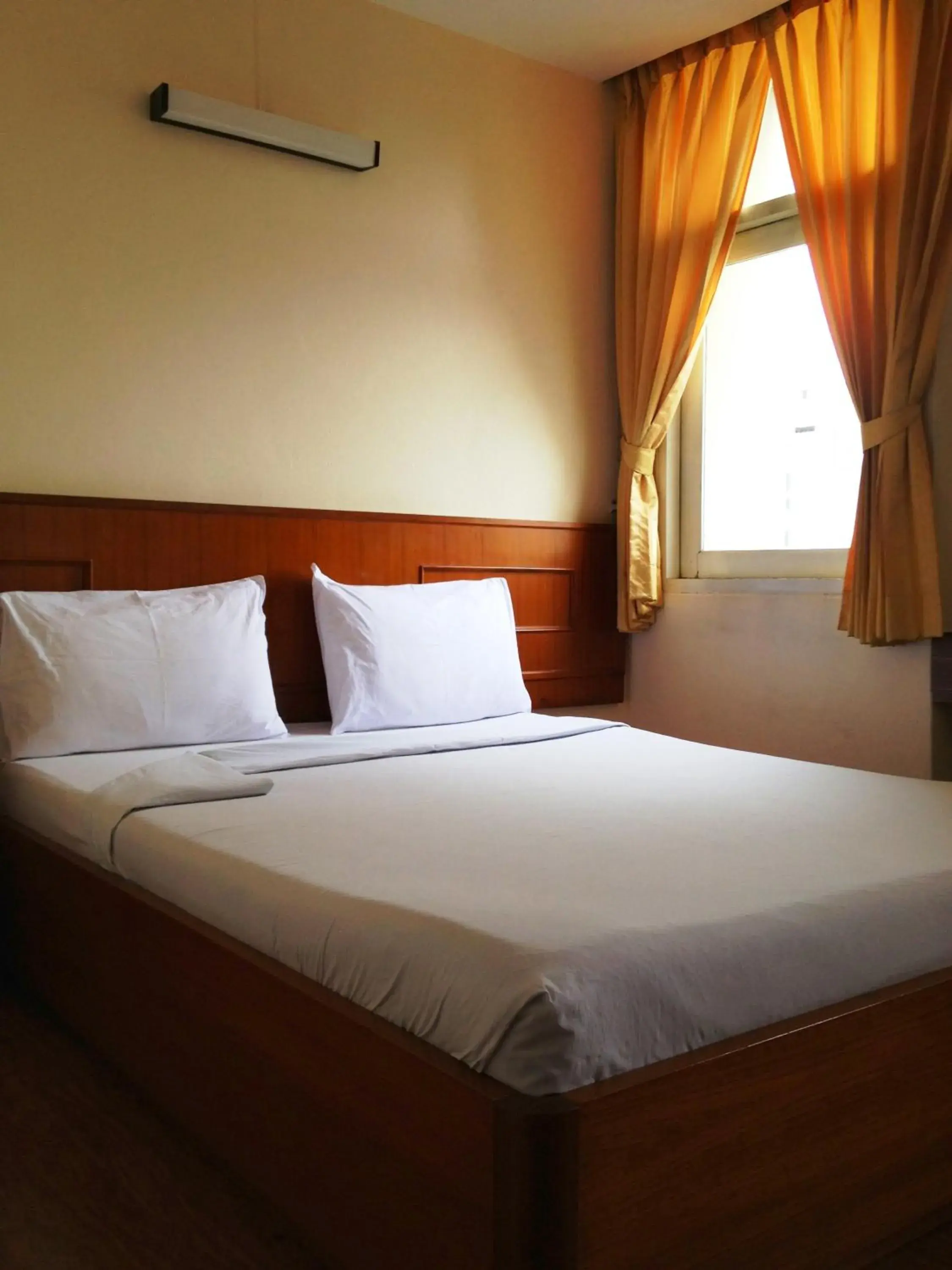 Bed in Muangphol Mansion Bed in Muangphol Mansion