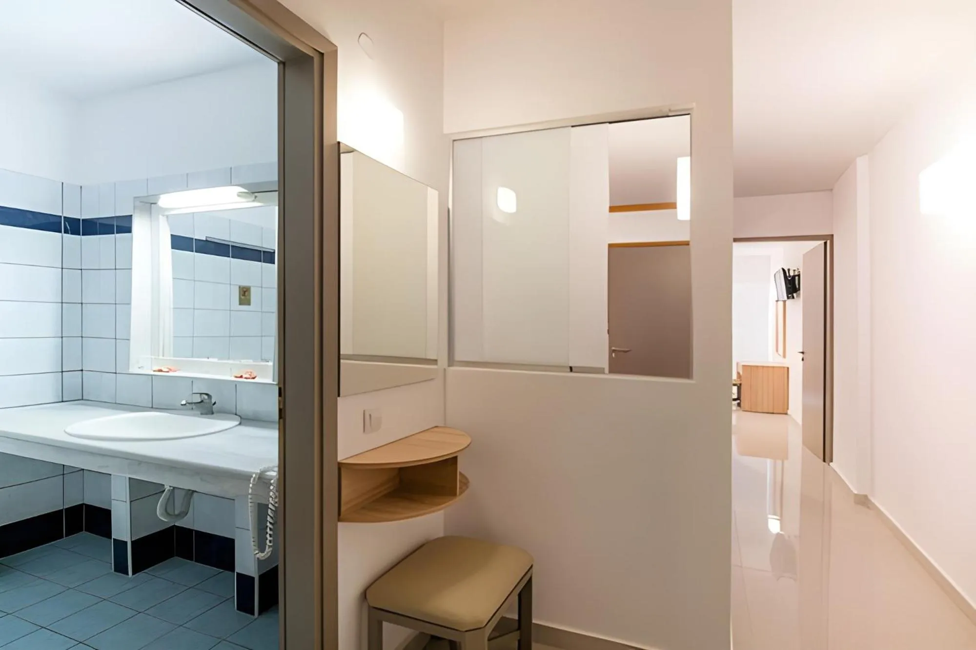 Bathroom in Horizon Beach