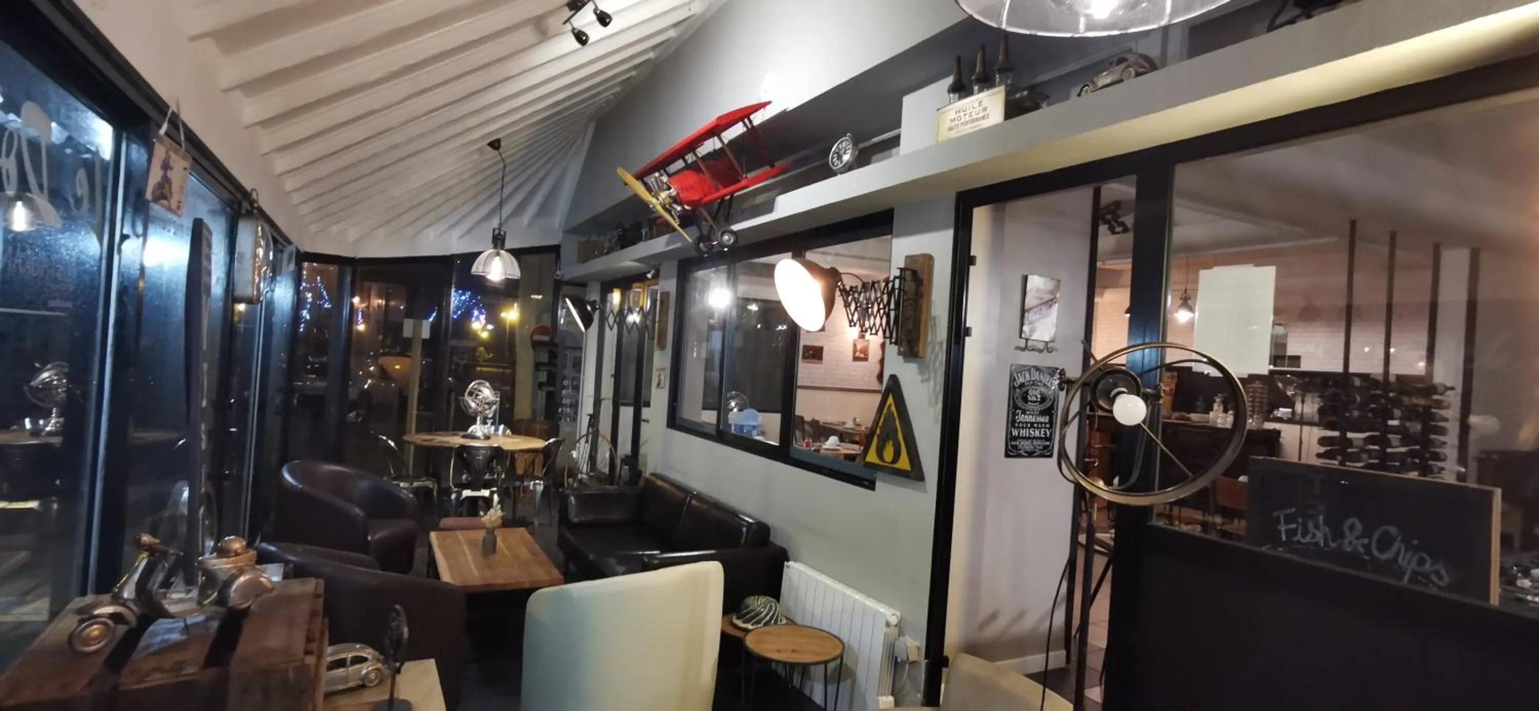 Restaurant/places to eat in Hôtel Restaurant La Voile - Le Dock'er