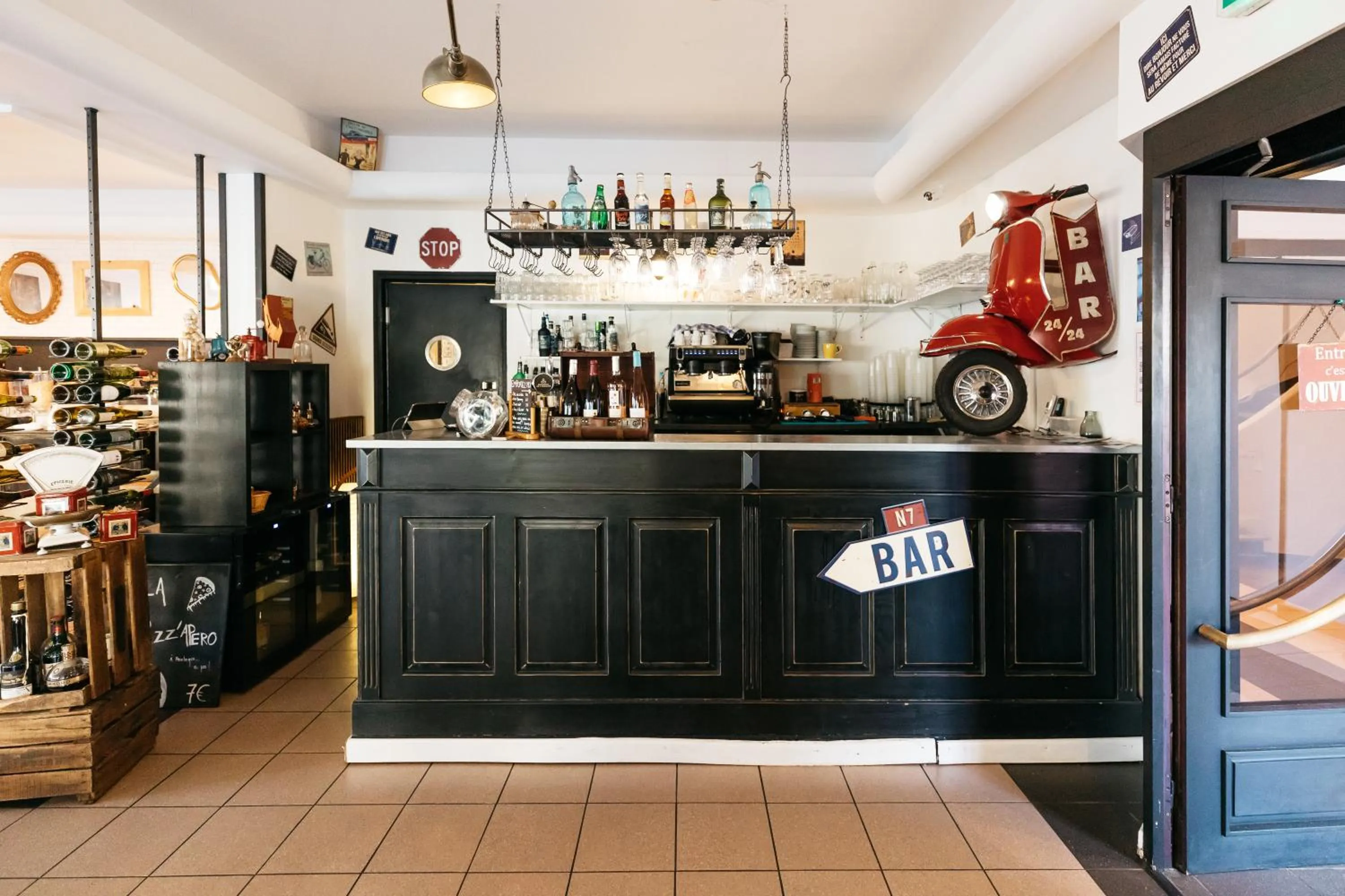 Restaurant/places to eat in Hôtel Restaurant La Voile - Le Dock'er