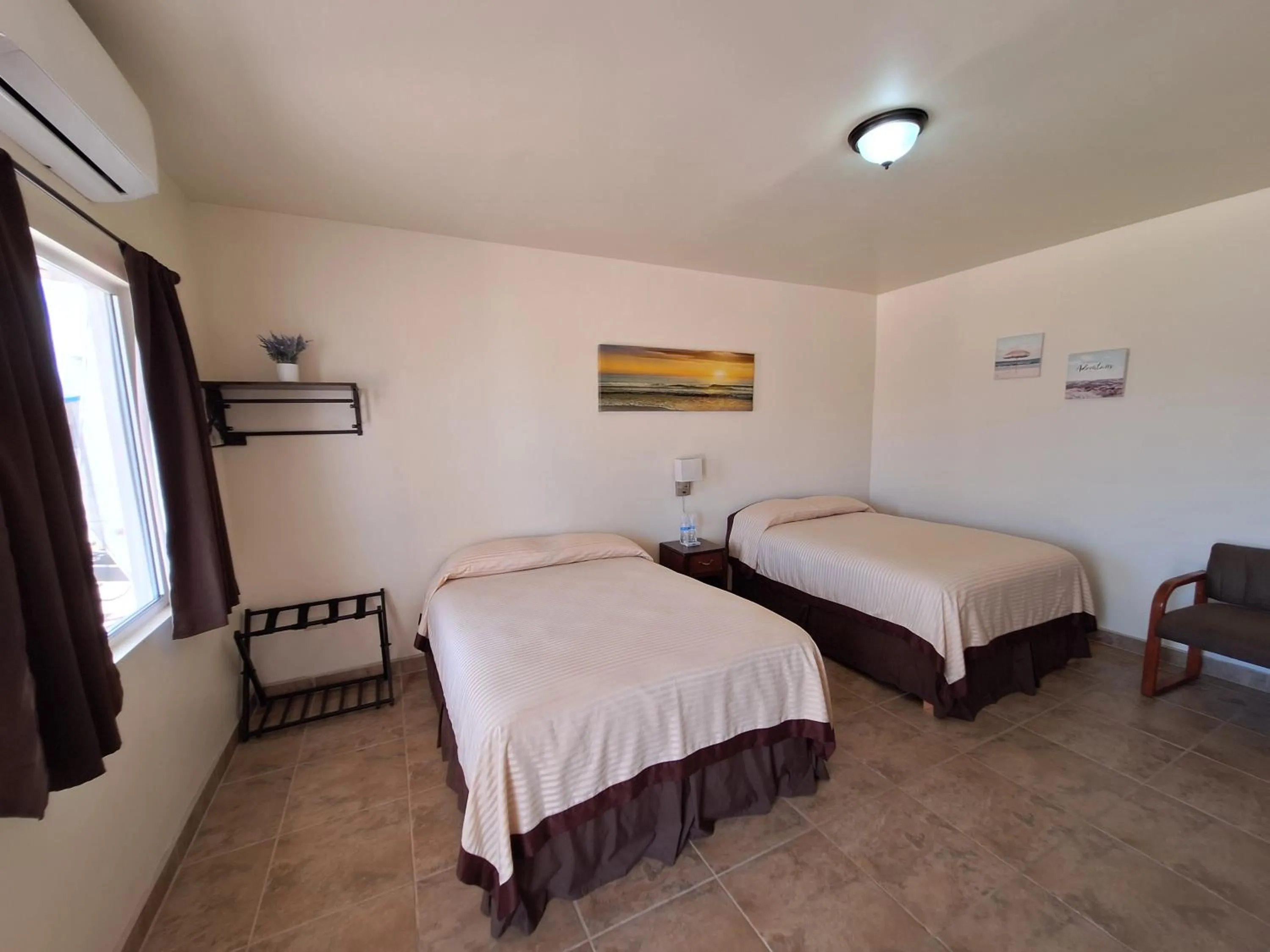 Bed in #44#27#56al#67 Rooms 2 beds near beach