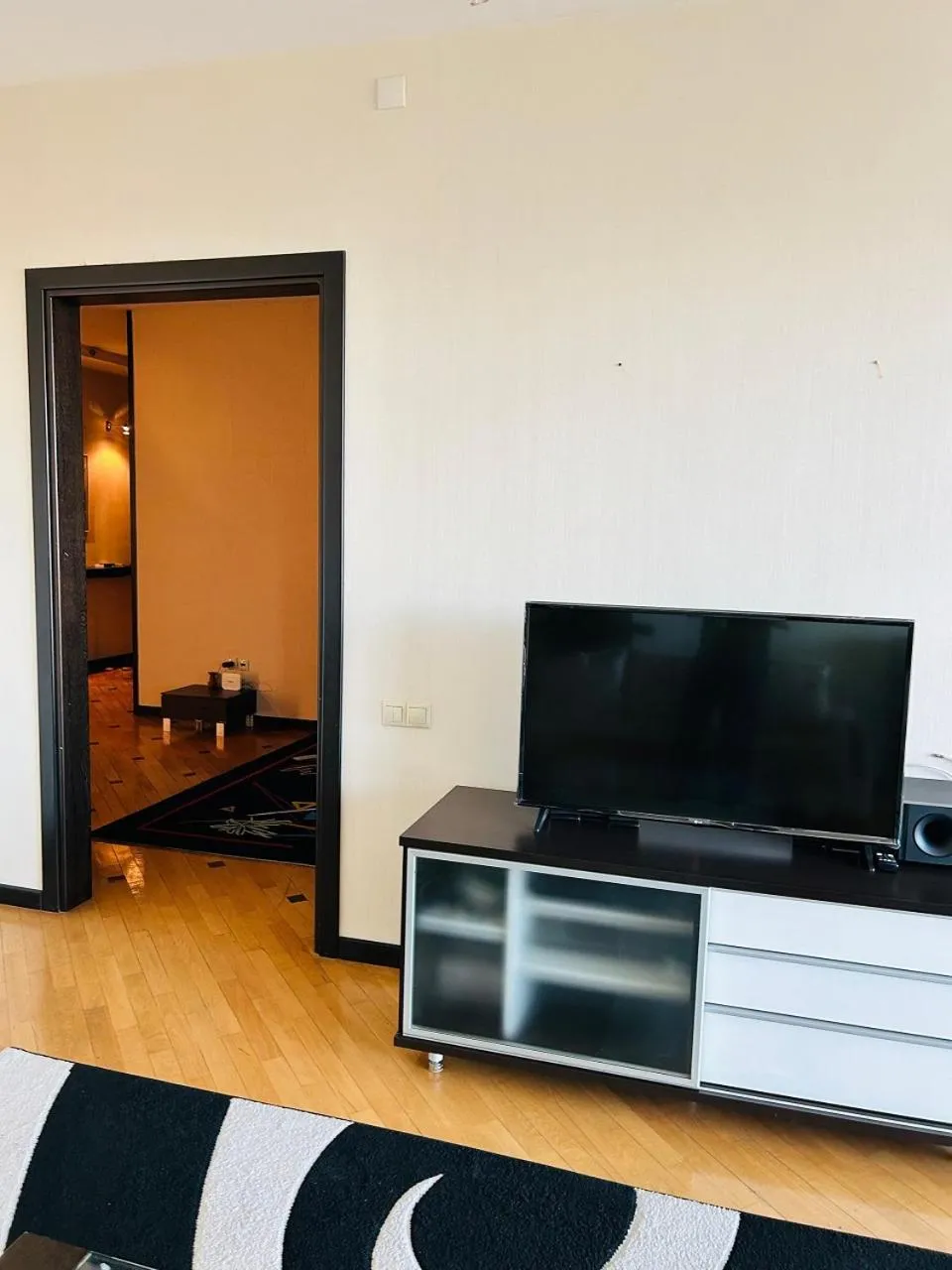 TV and multimedia in Sunday Hotel Baku