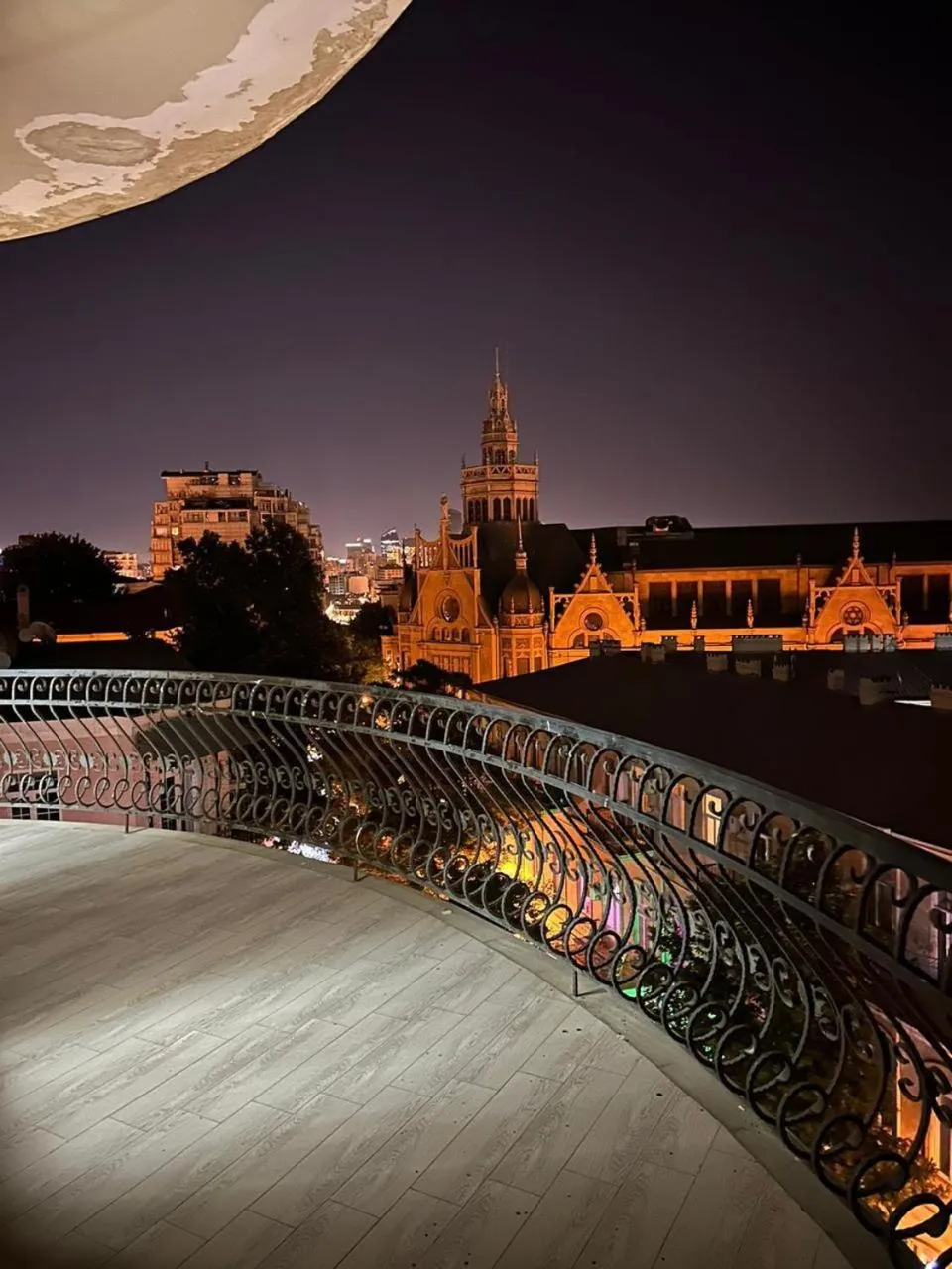 Night in Sunday Hotel Baku